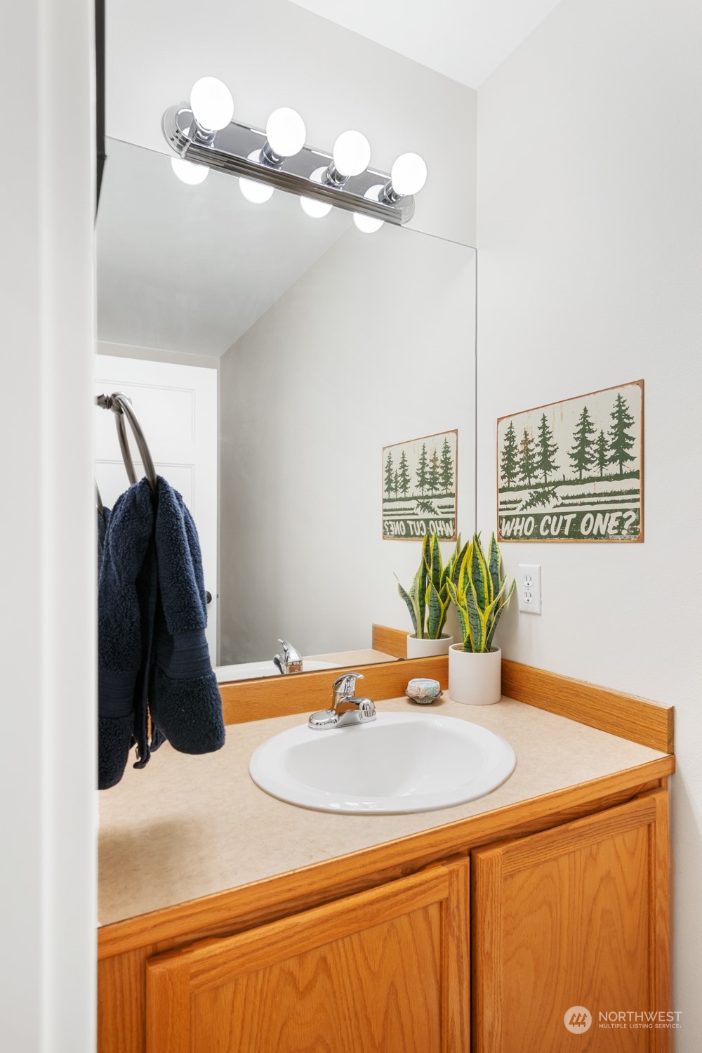 138 W Whitman Unit: 3
