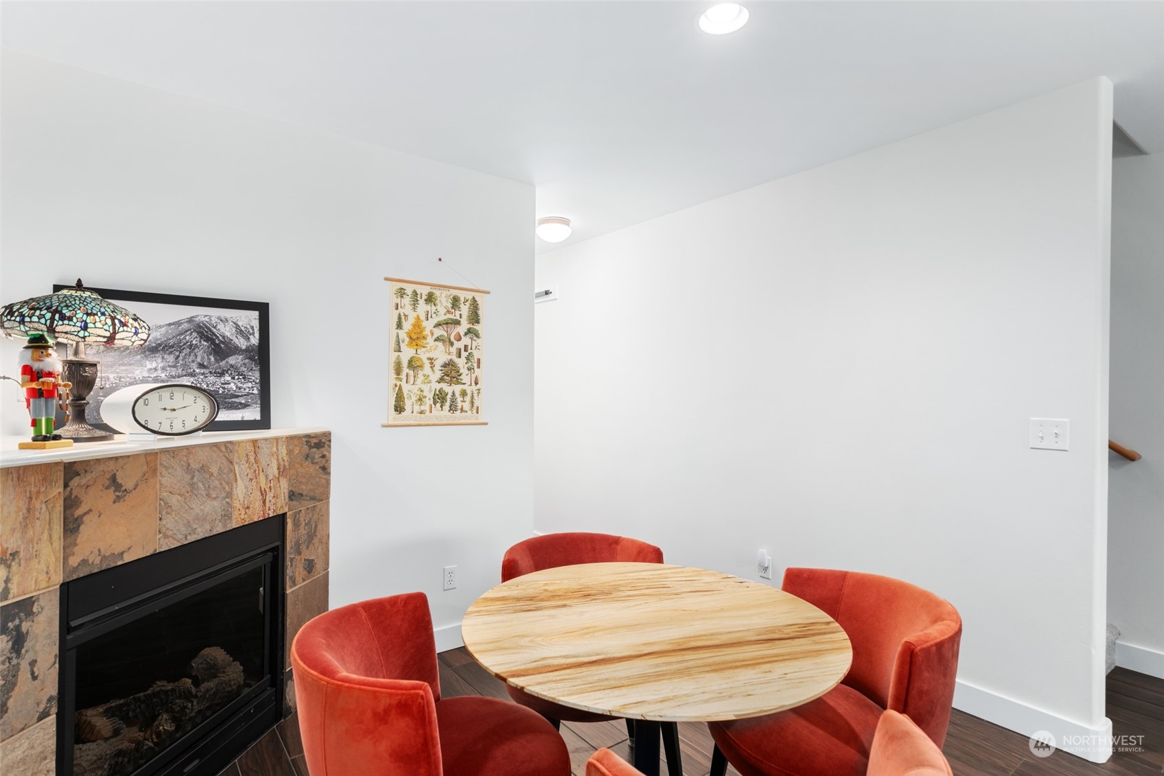138 W Whitman Unit: 3