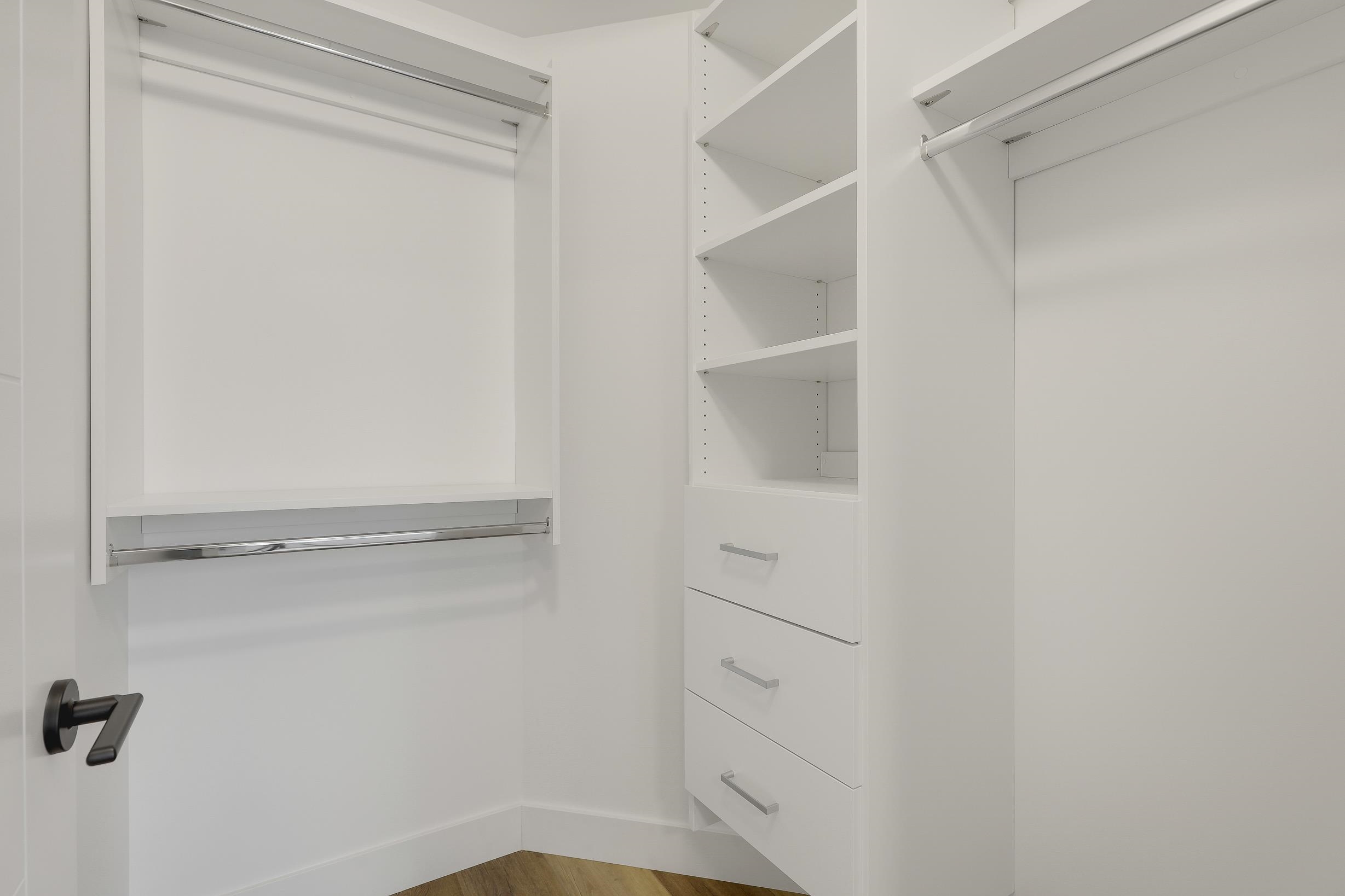 312 30494 CARDINAL AVE Unit: 312