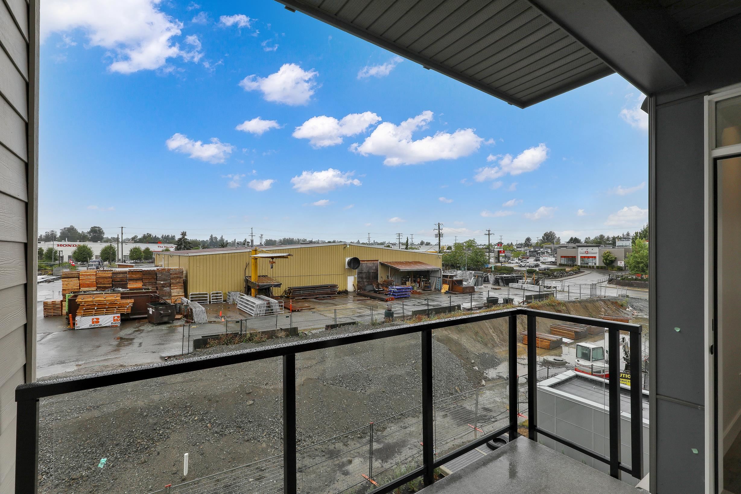 312 30494 CARDINAL AVE Unit: 312