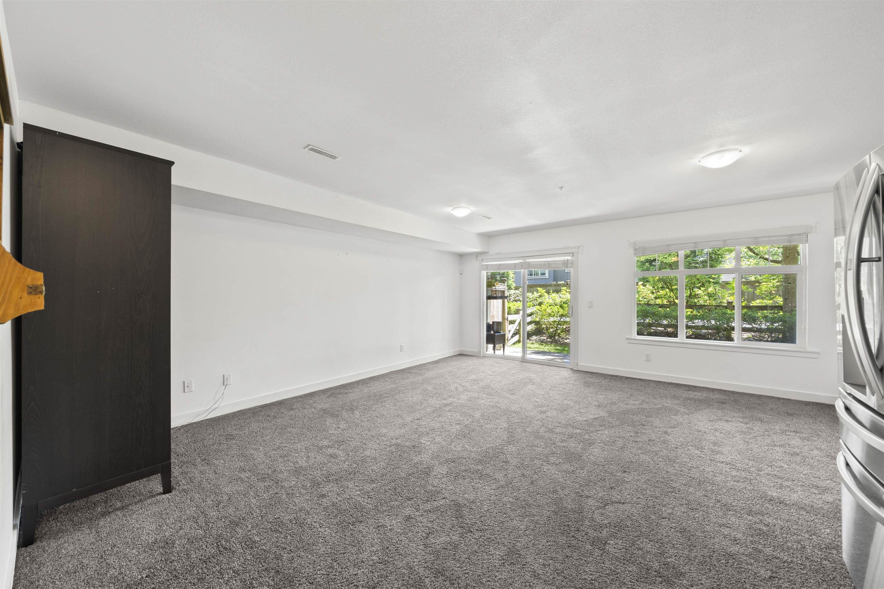 2 11282 COTTONWOOD DR Unit: 2