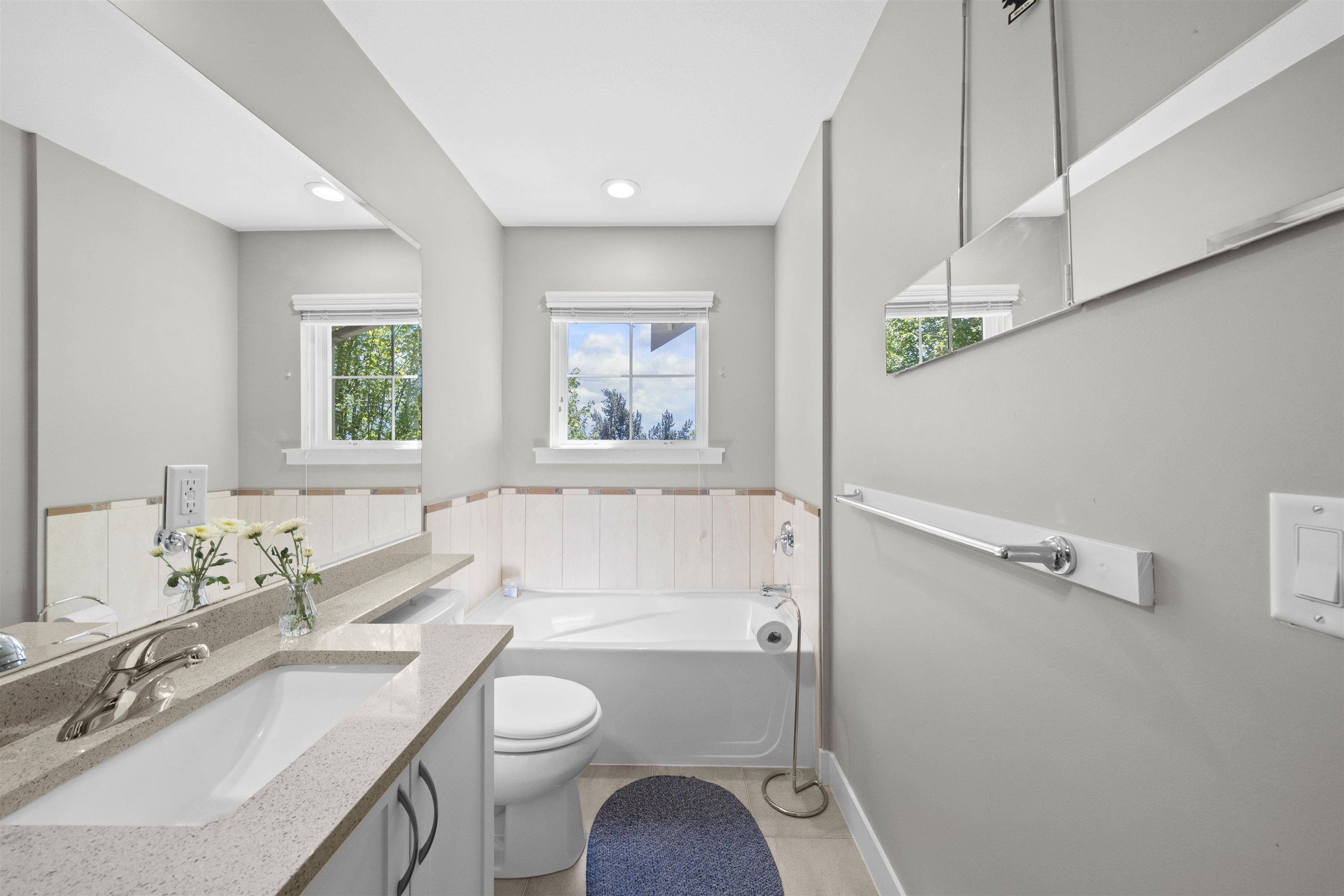 2 11282 COTTONWOOD DR Unit: 2