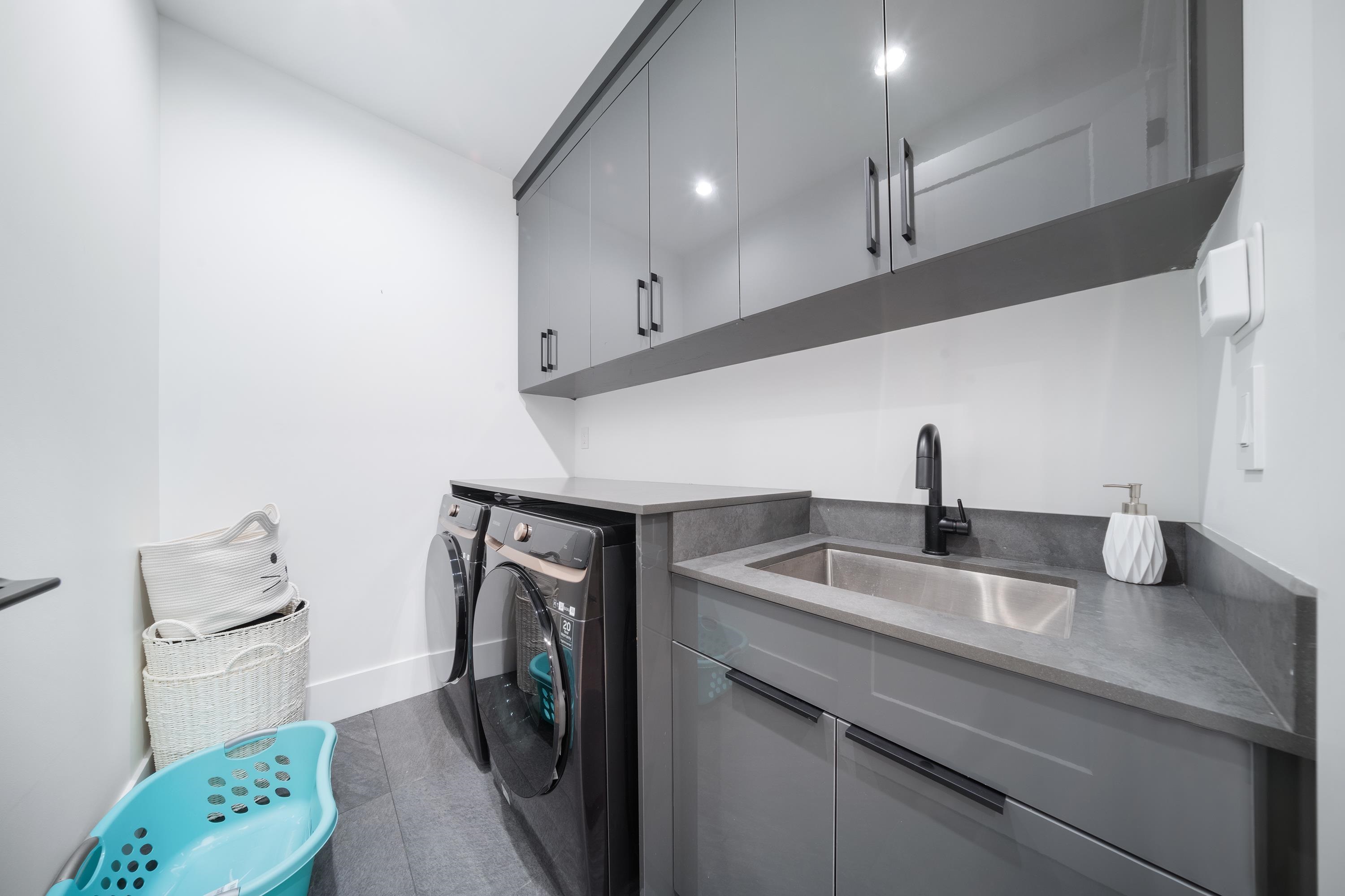 14022 20A AVE, Surrey