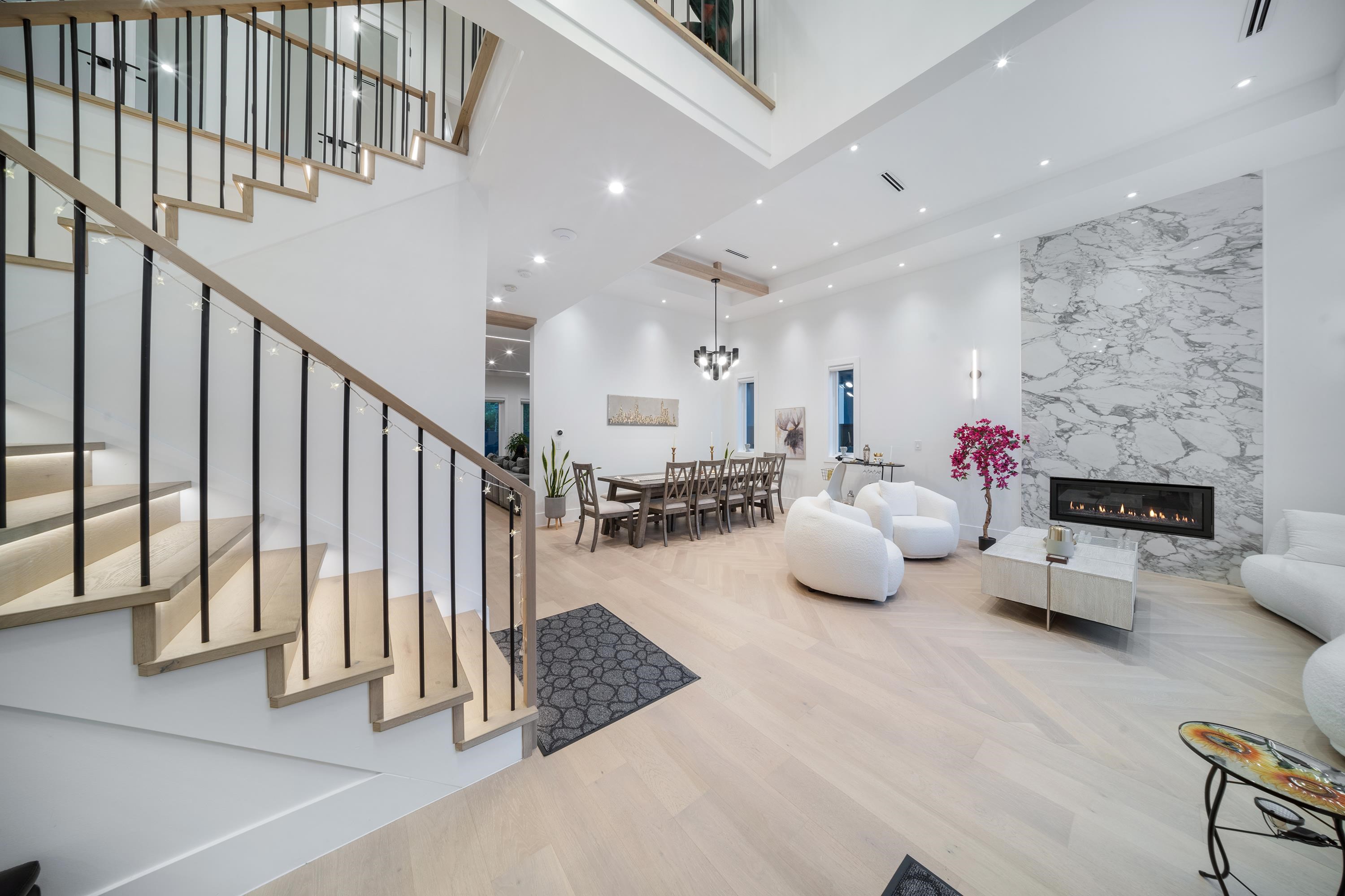 14022 20A AVE, Surrey