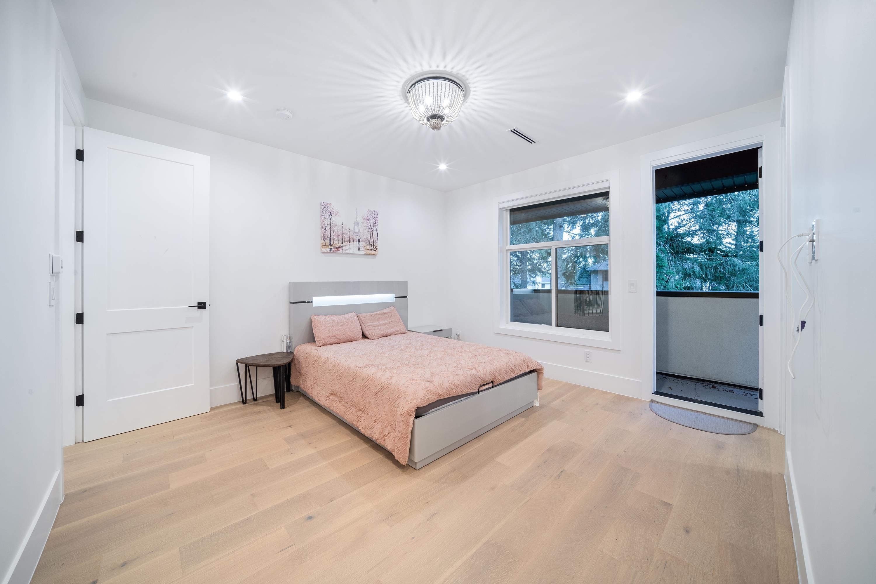 14022 20A AVE, Surrey