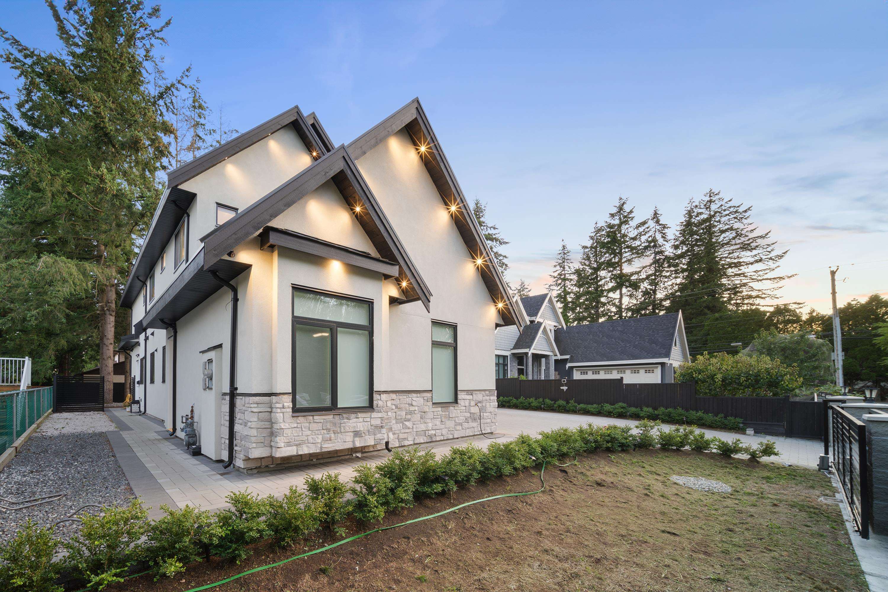 14022 20A AVE, Surrey