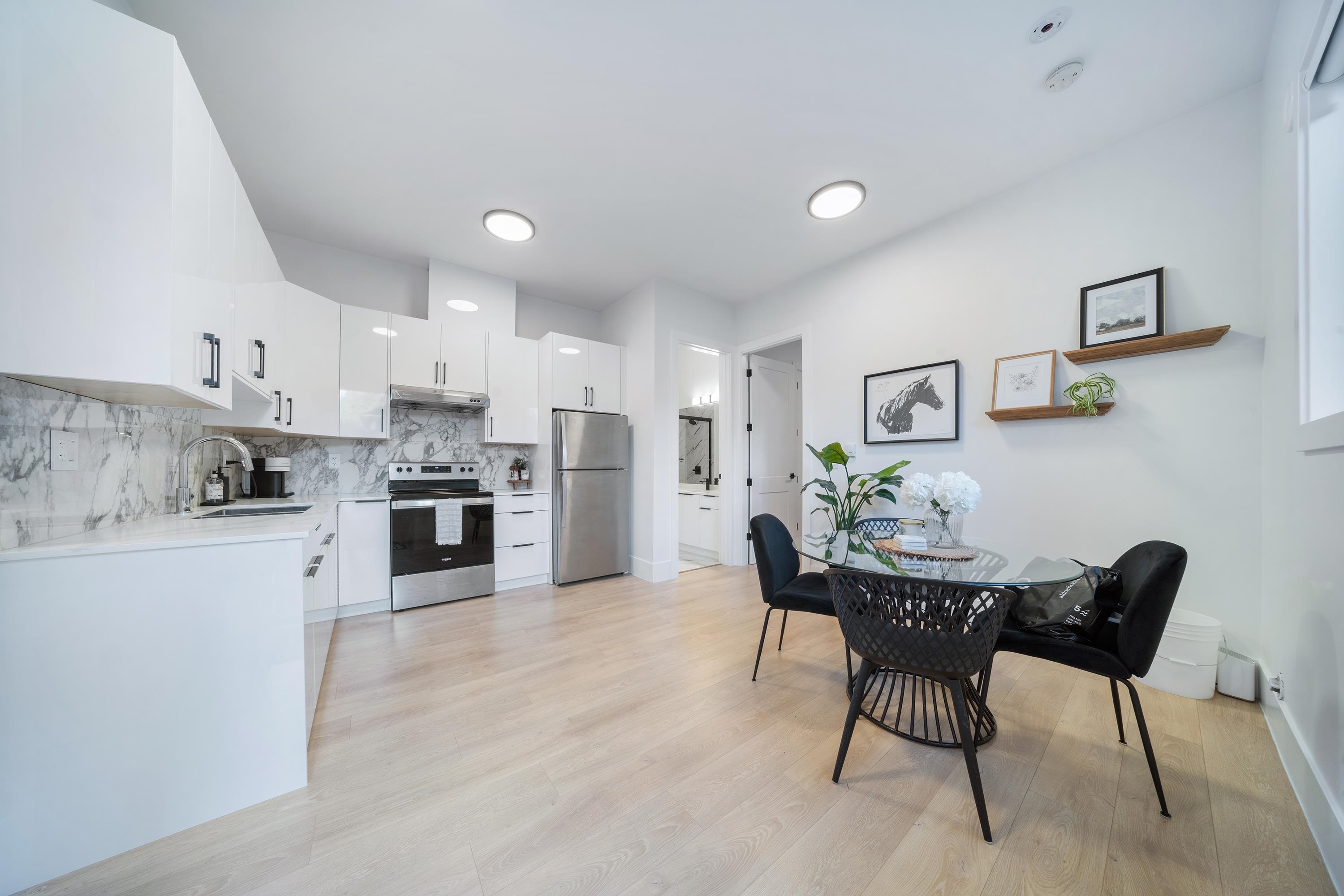 14022 20A AVE, Surrey