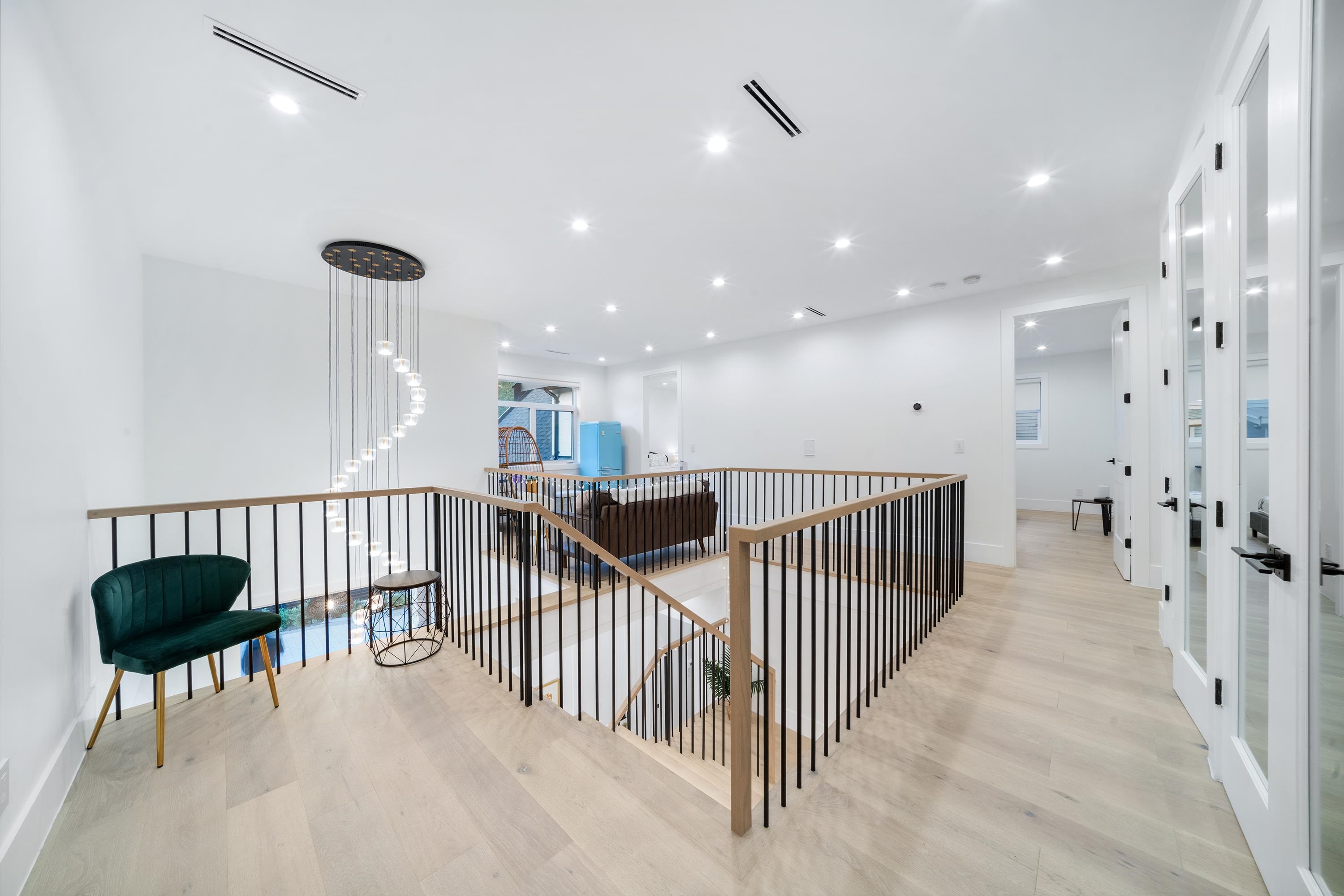 14022 20A AVE, Surrey