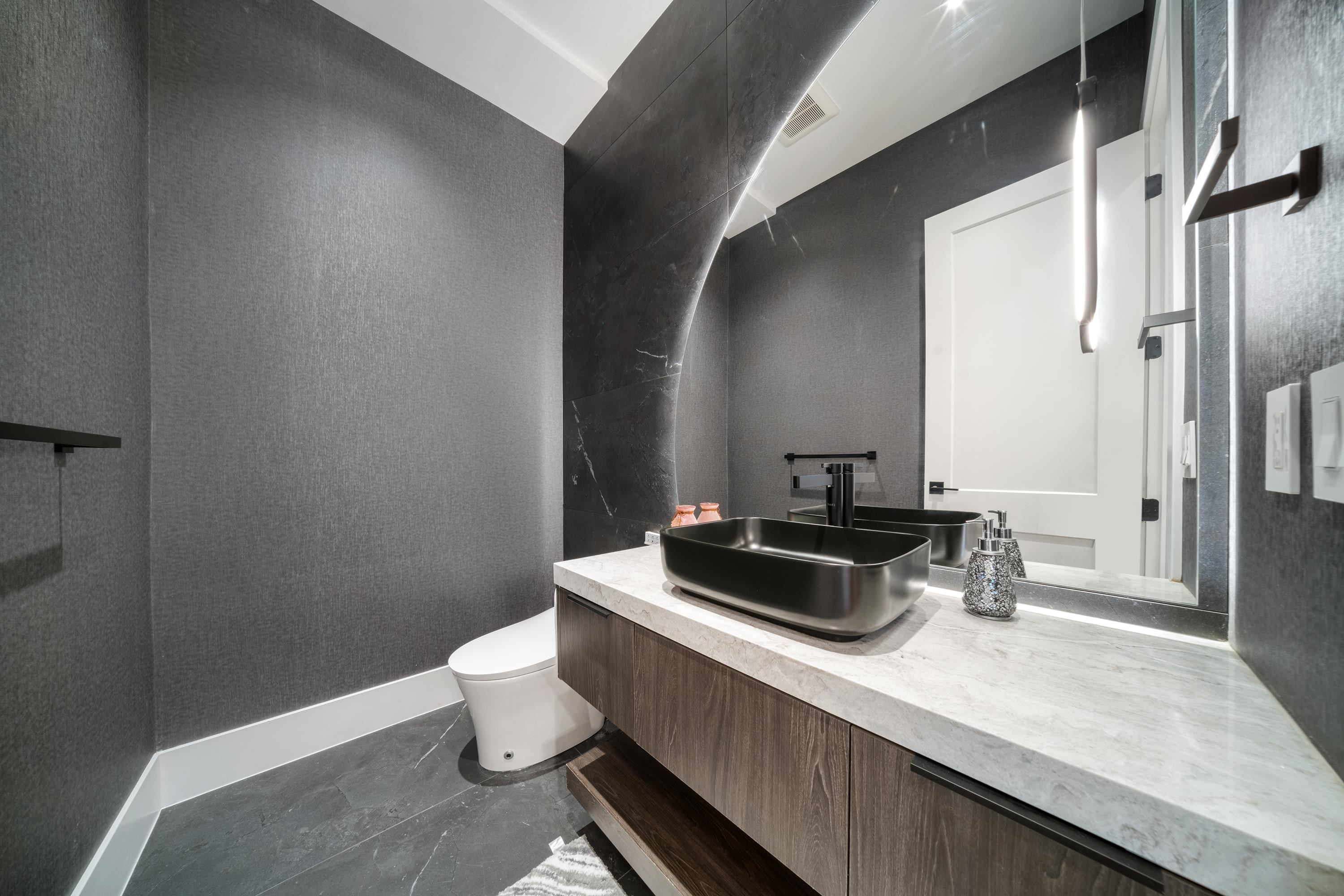 14022 20A AVE, Surrey