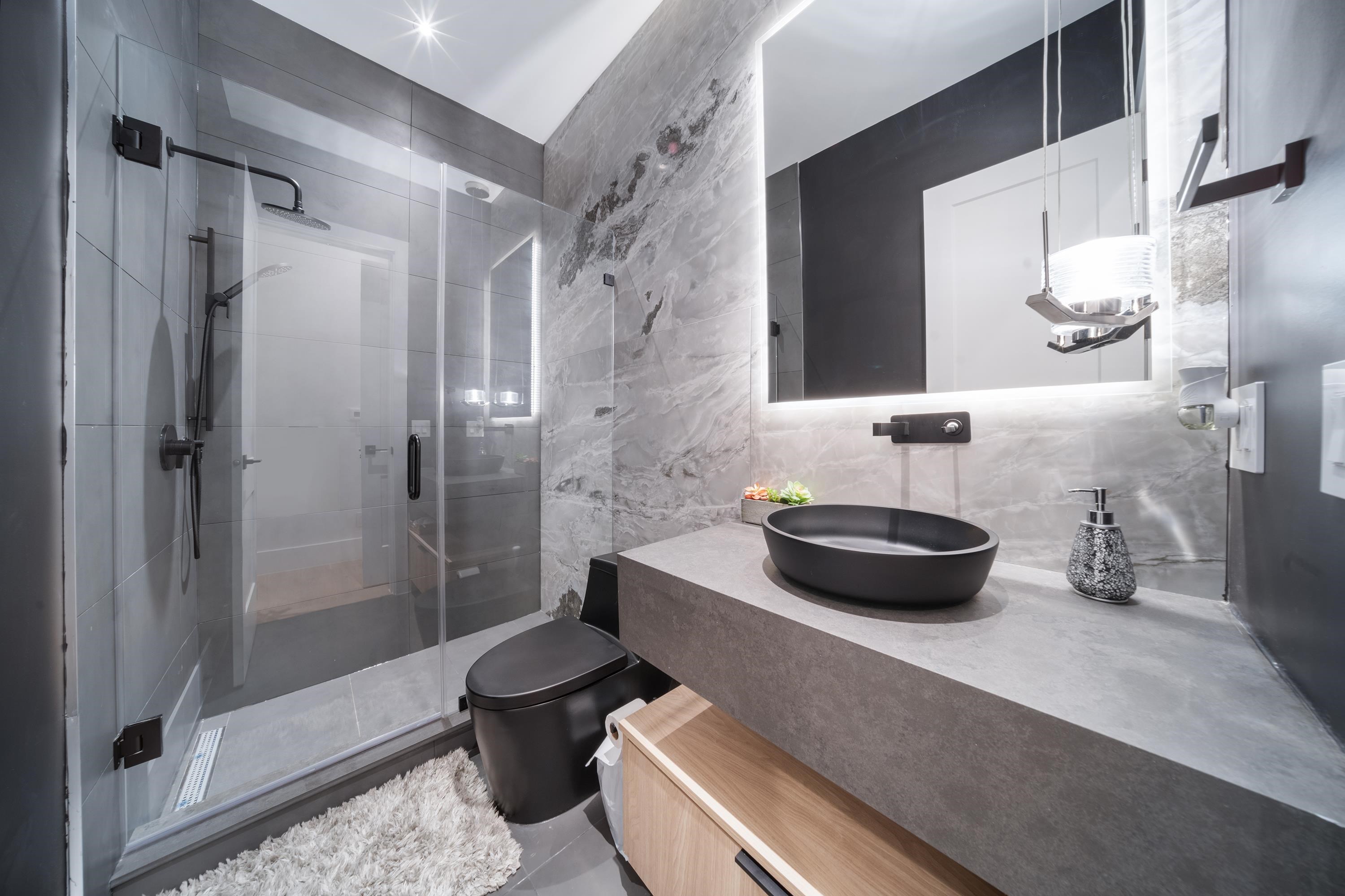 14022 20A AVE, Surrey