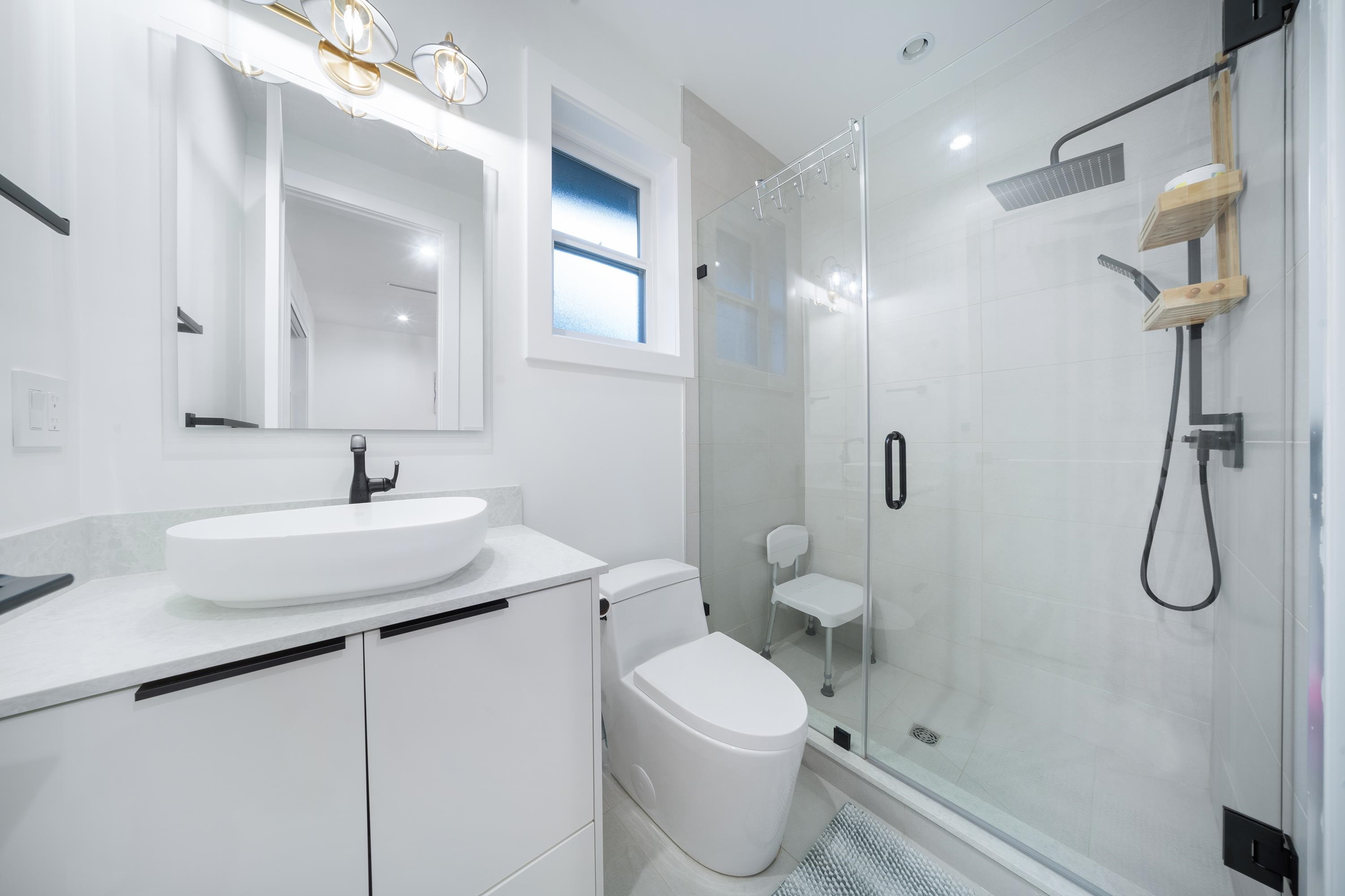 14022 20A AVE, Surrey