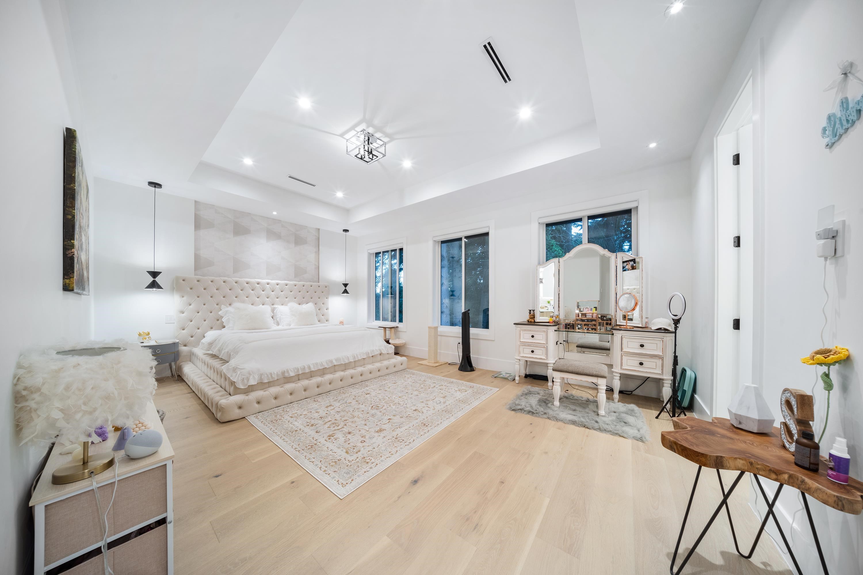 14022 20A AVE, Surrey