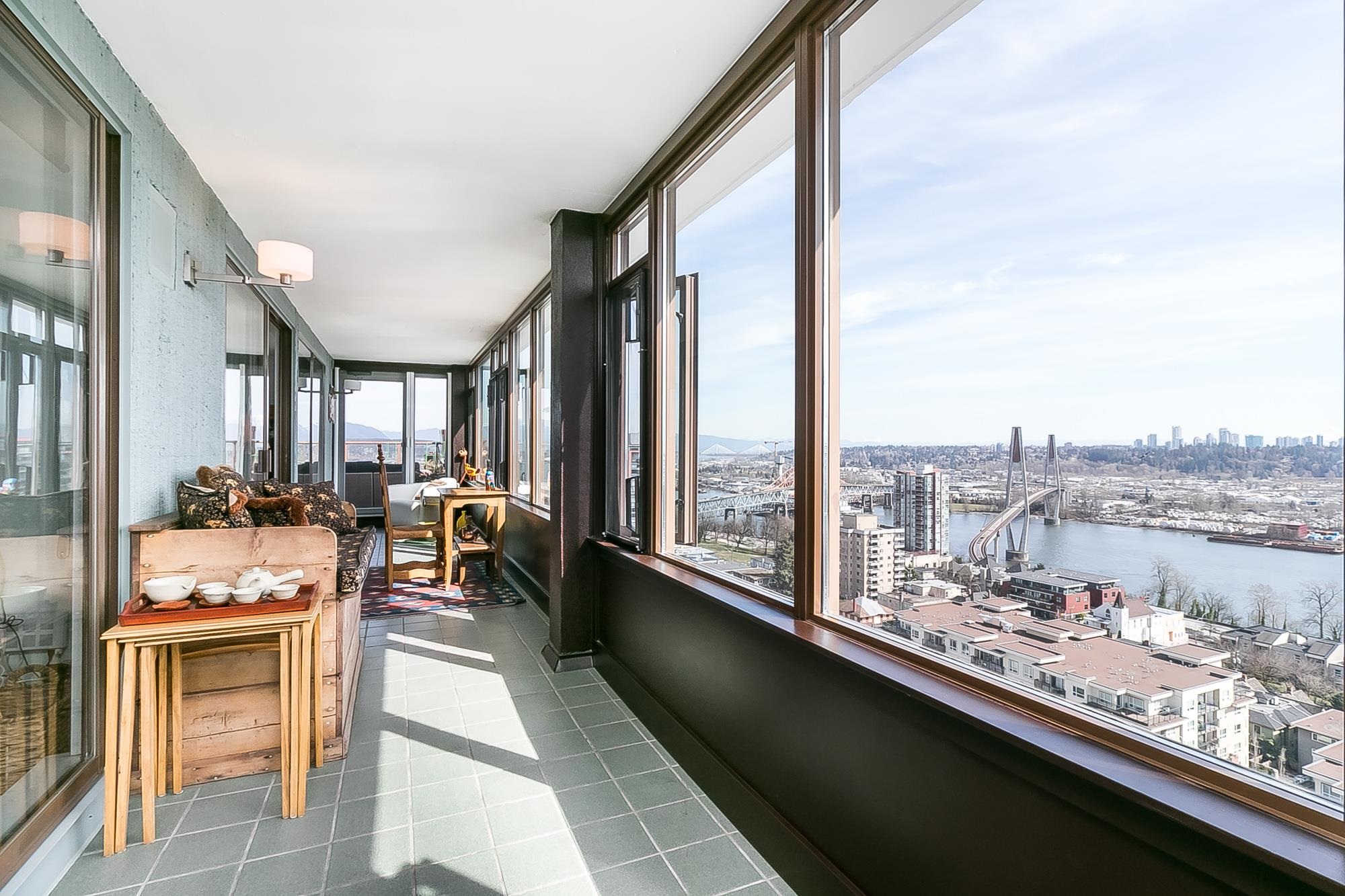 1702 320 ROYAL AVE Unit: 1702