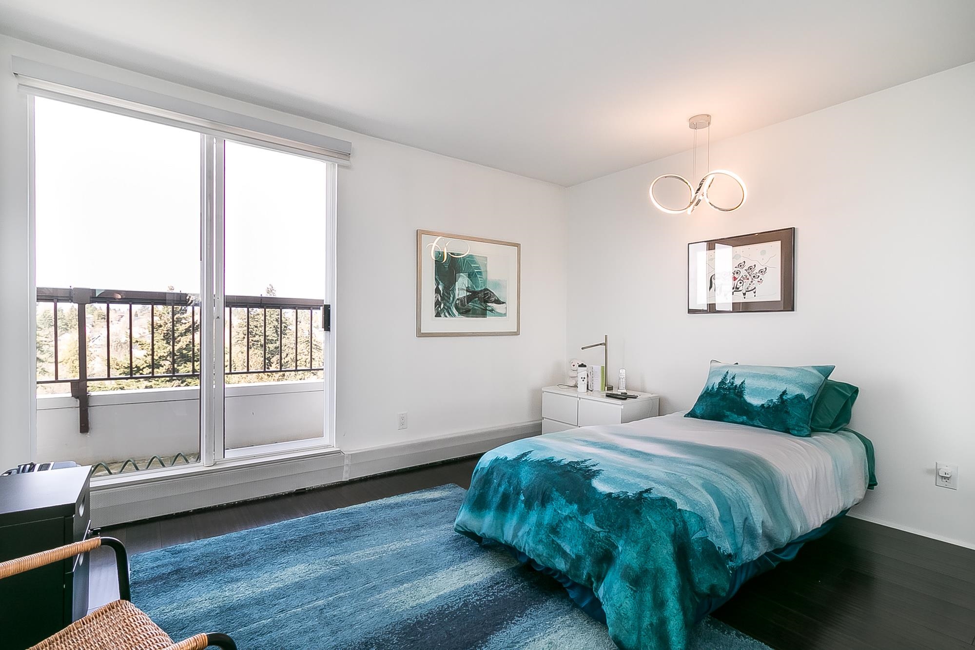 1702 320 ROYAL AVE Unit: 1702