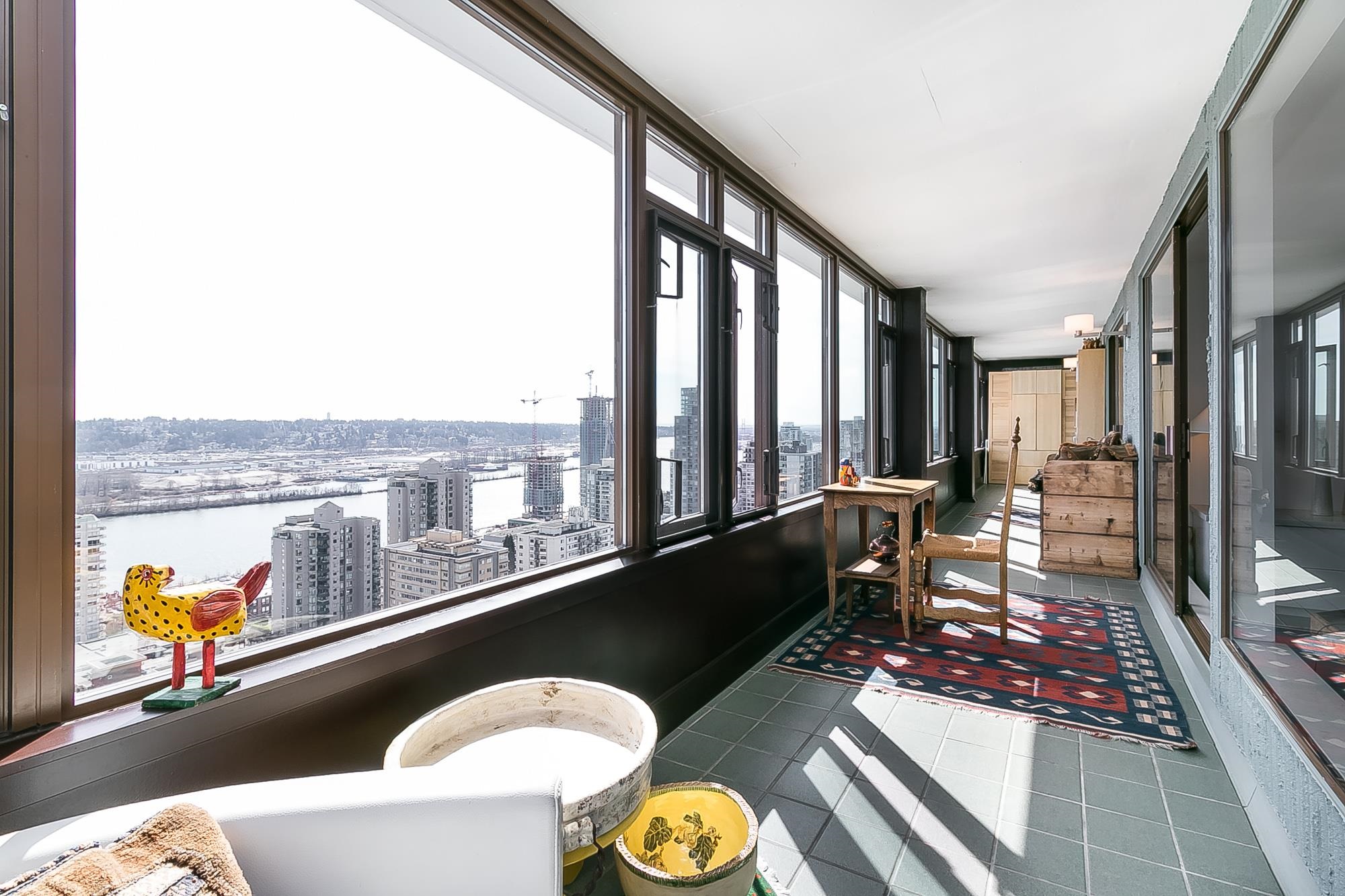 1702 320 ROYAL AVE Unit: 1702