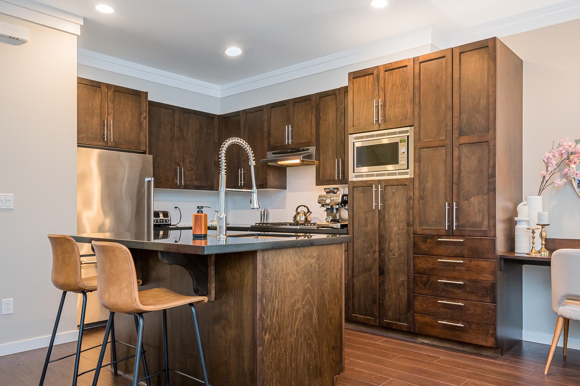 7 3009 156 ST Unit: 7