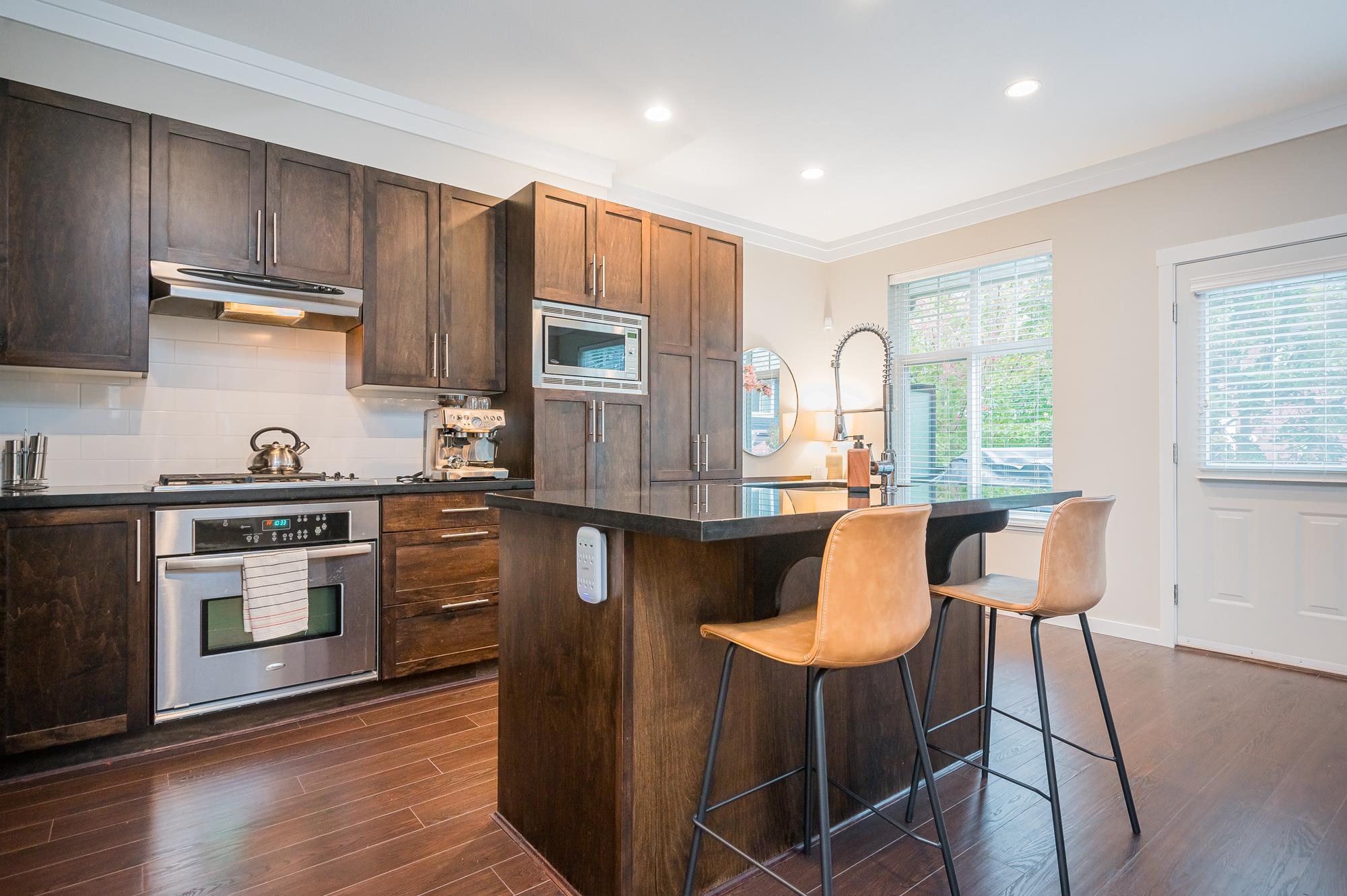 7 3009 156 ST Unit: 7