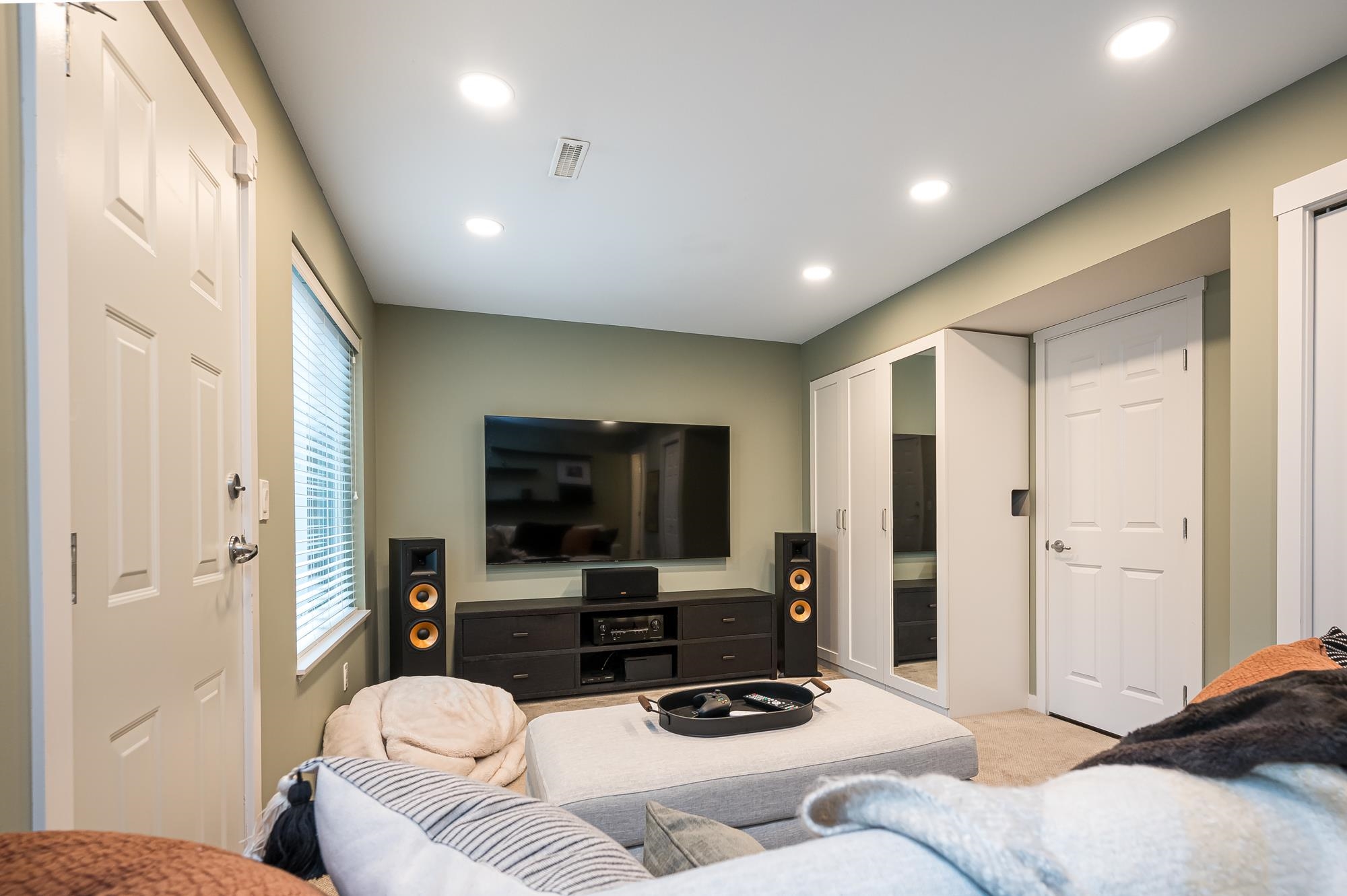 7 3009 156 ST Unit: 7