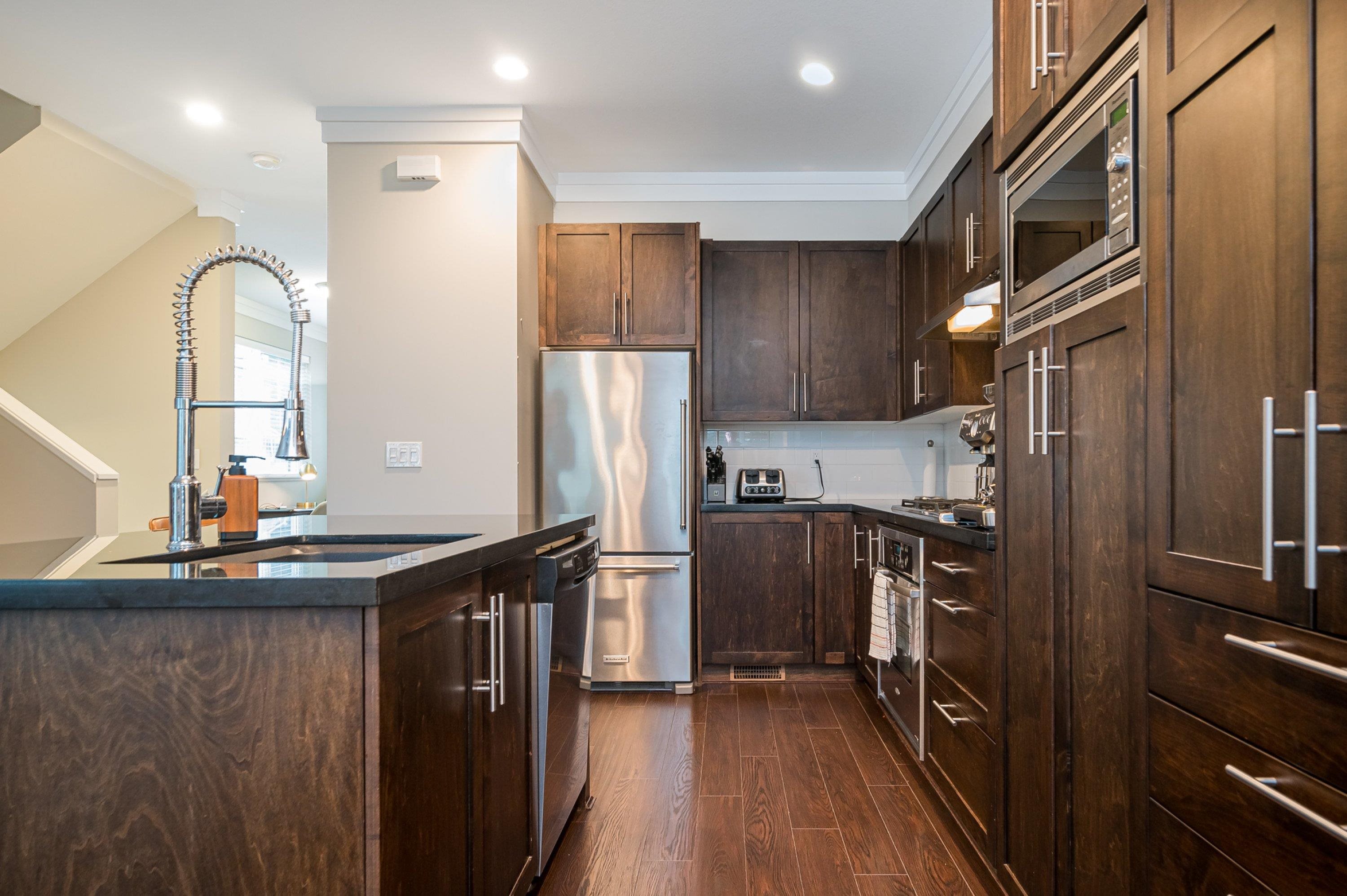 7 3009 156 ST Unit: 7