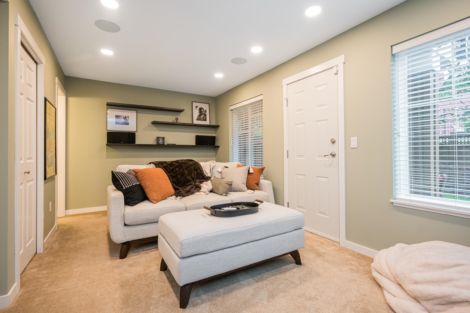 7 3009 156 ST Unit: 7