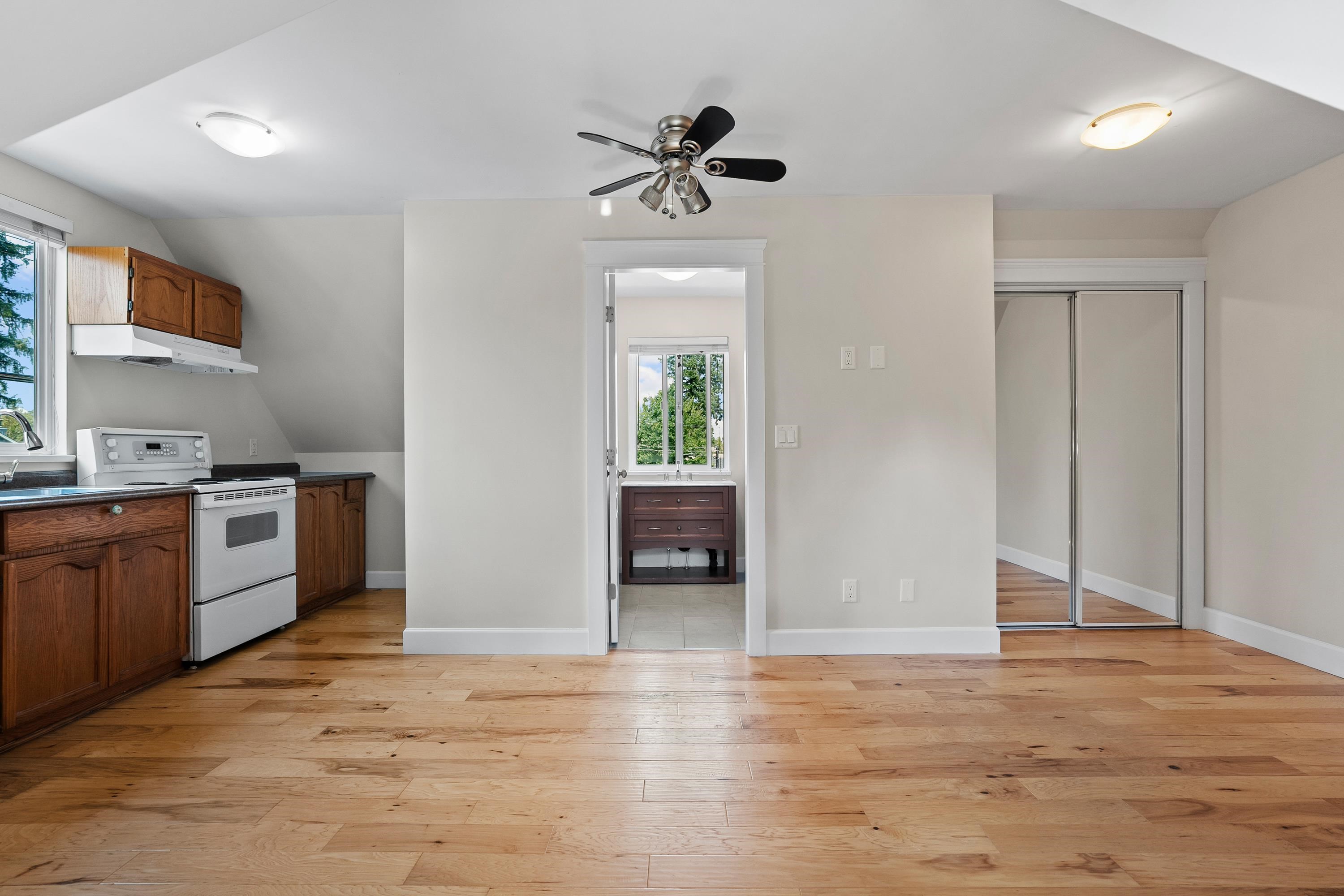 12318 SULLIVAN ST, Surrey