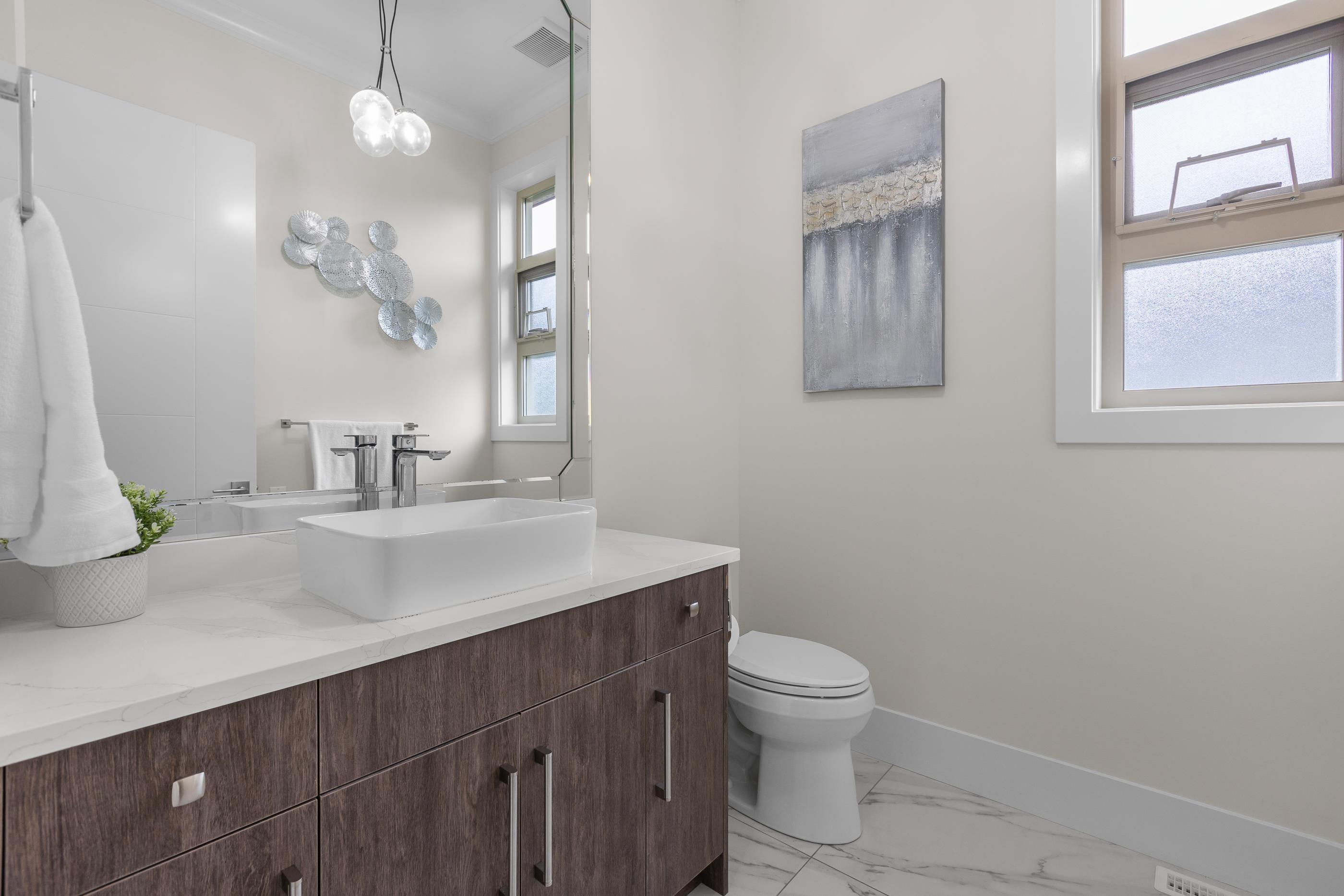 19692 31B AVE, Langley