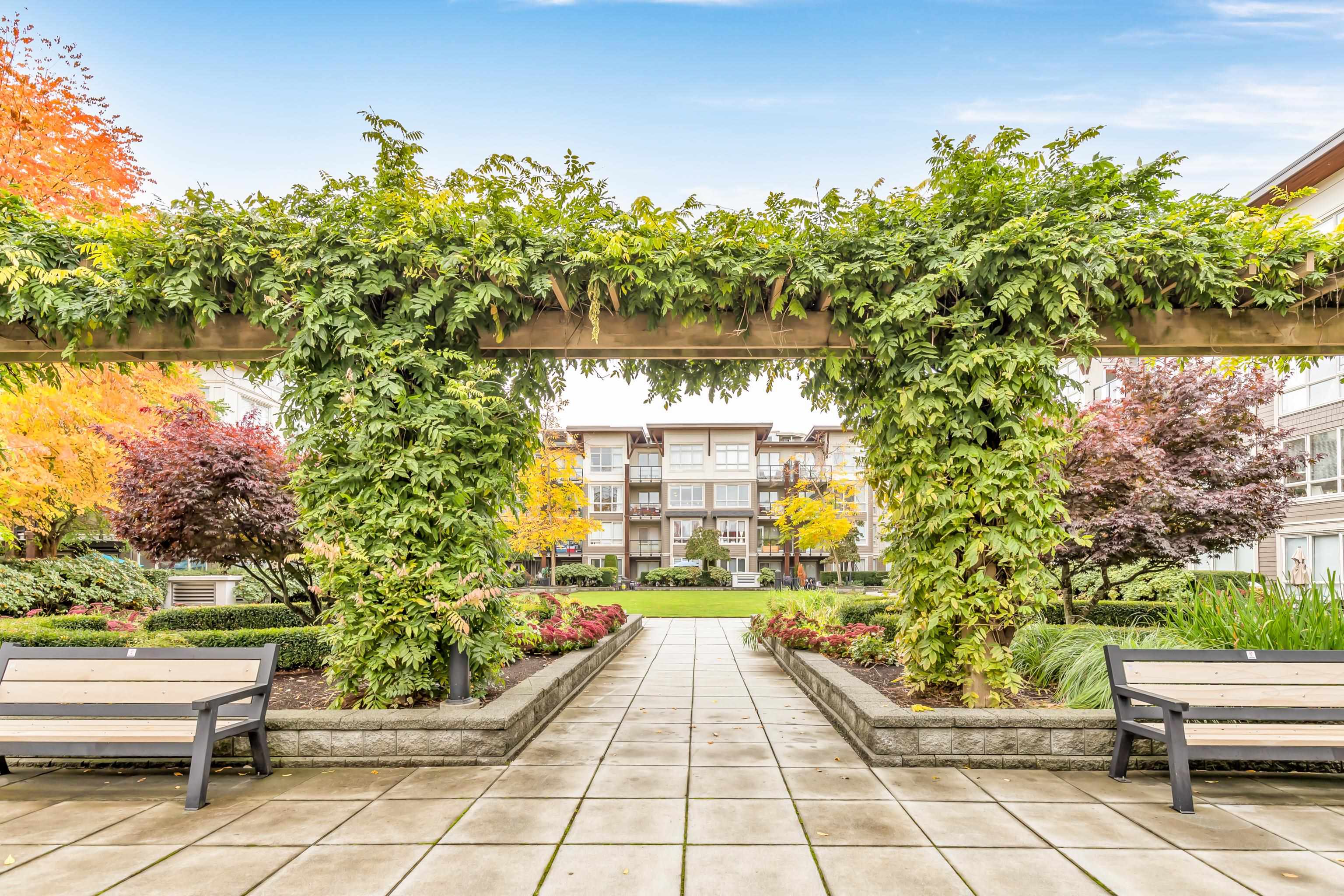 329 15988 26 AVE Unit: 329