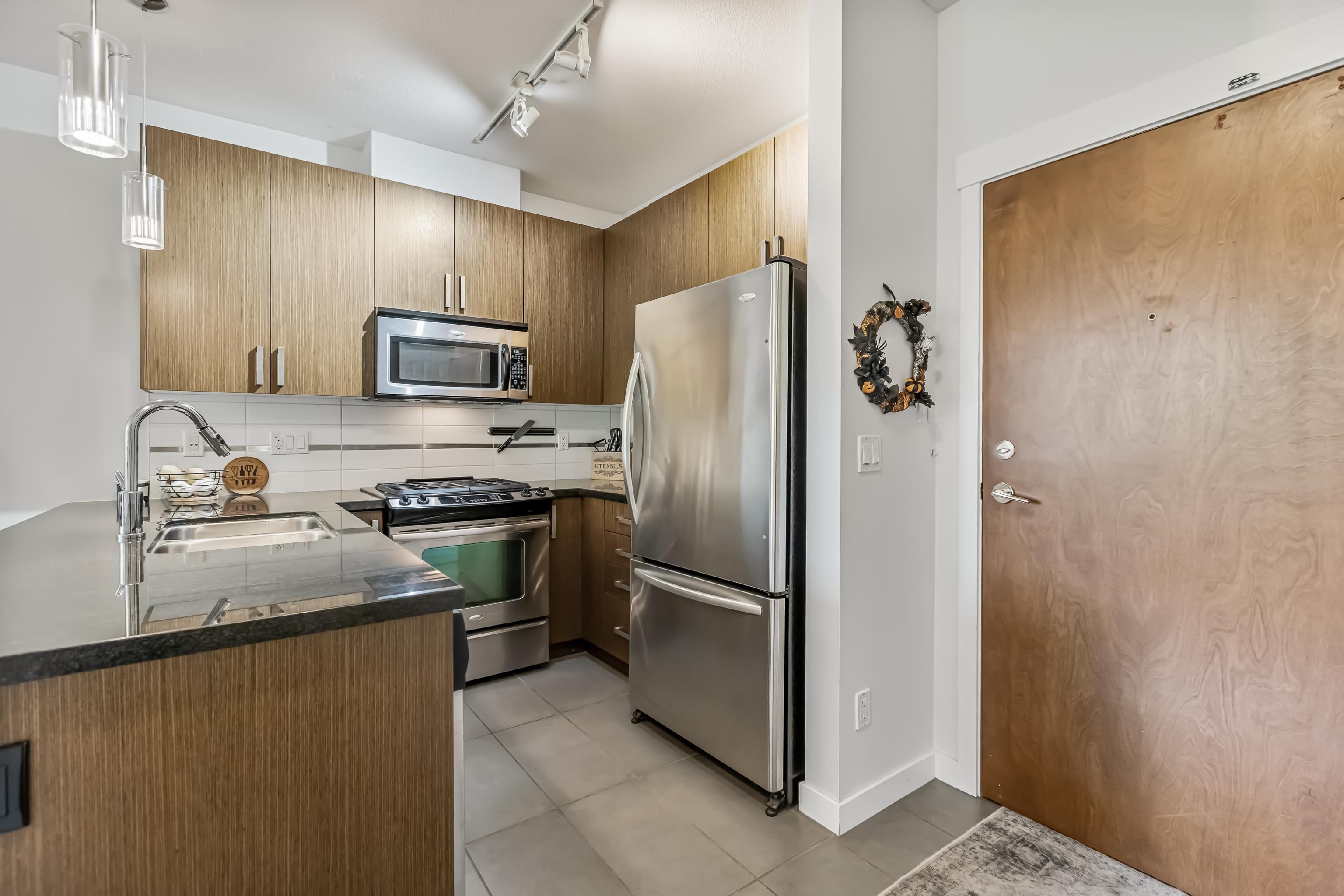 329 15988 26 AVE Unit: 329