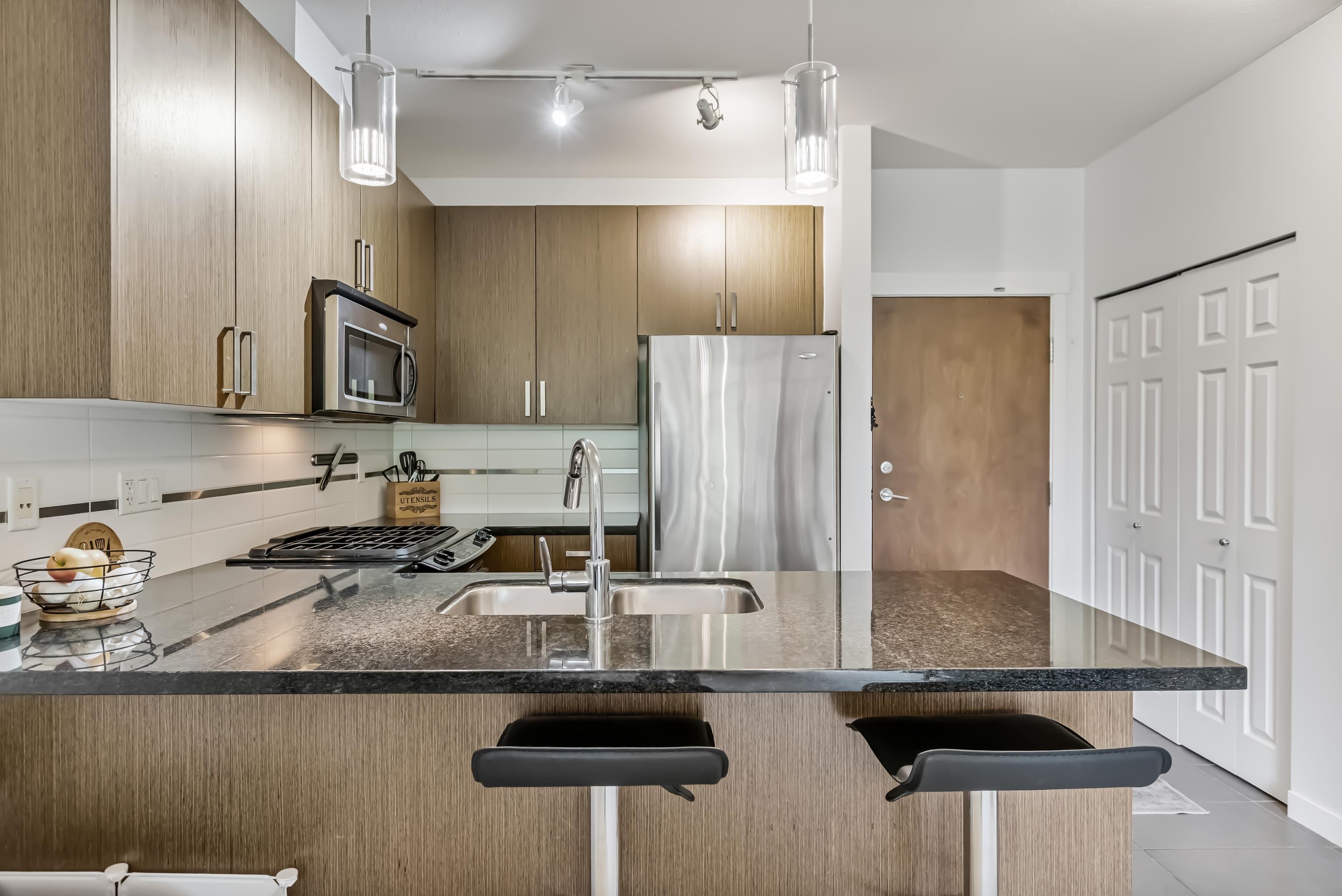 329 15988 26 AVE Unit: 329