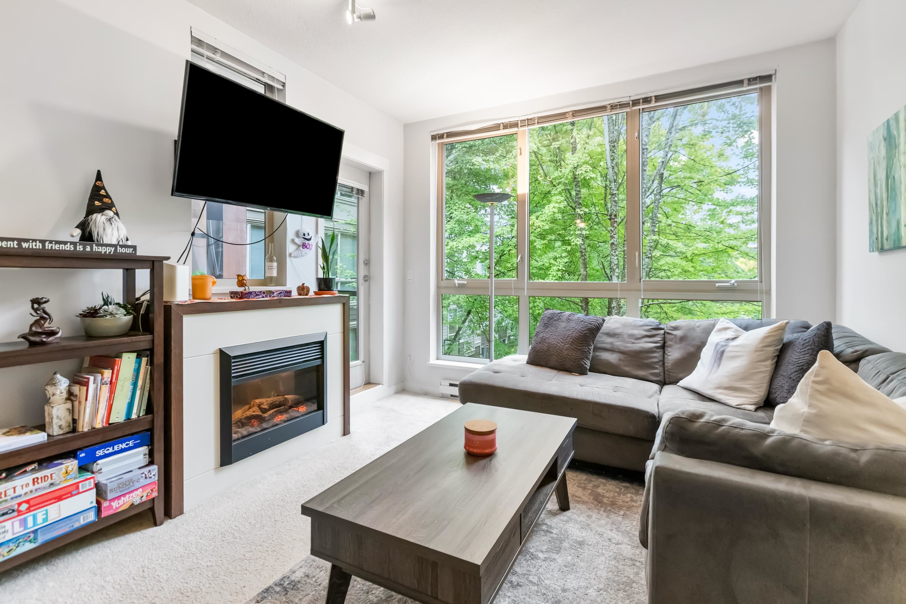 329 15988 26 AVE Unit: 329