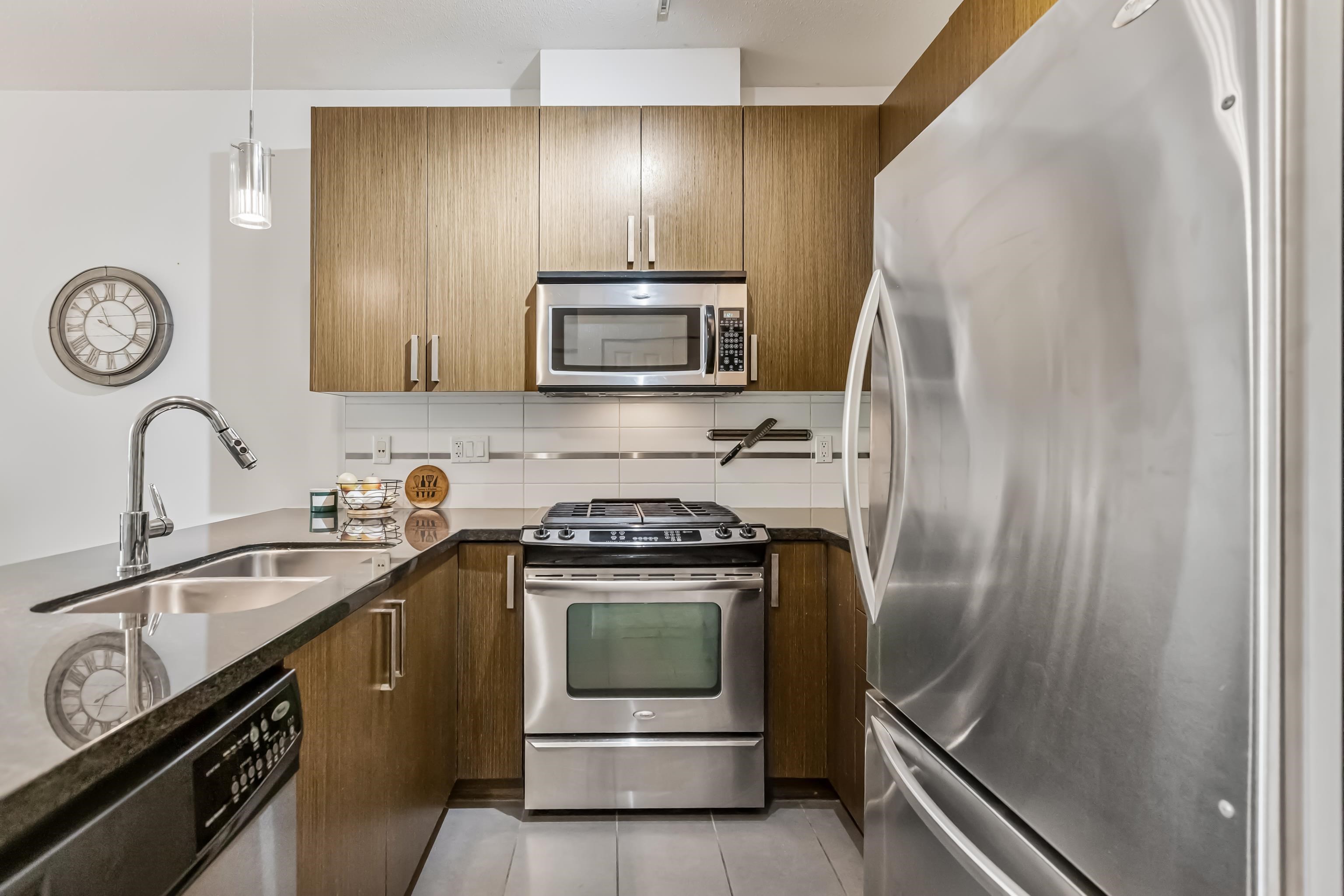 329 15988 26 AVE Unit: 329