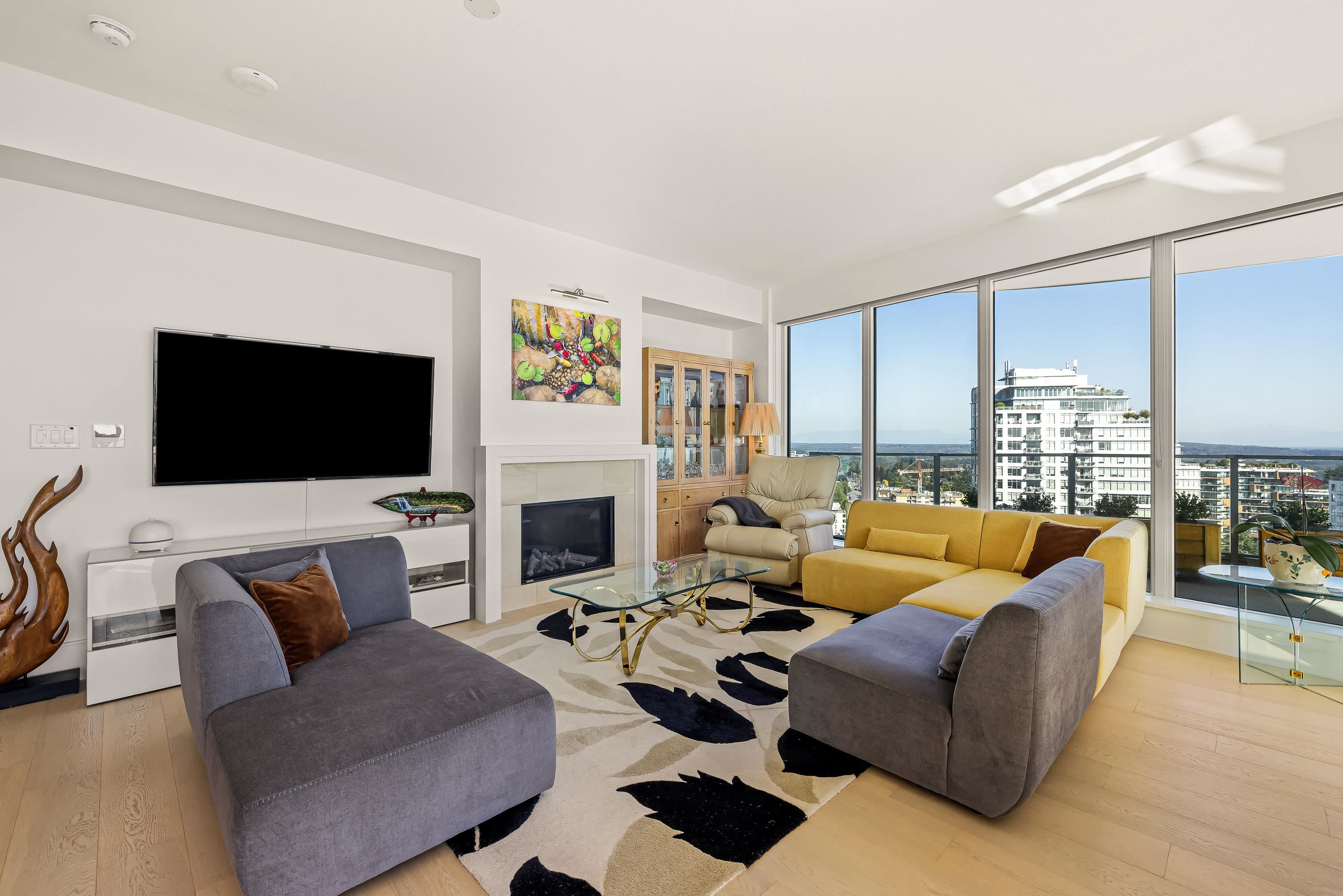 1804 1501 FOSTER STREET, White Rock Unit: 1804