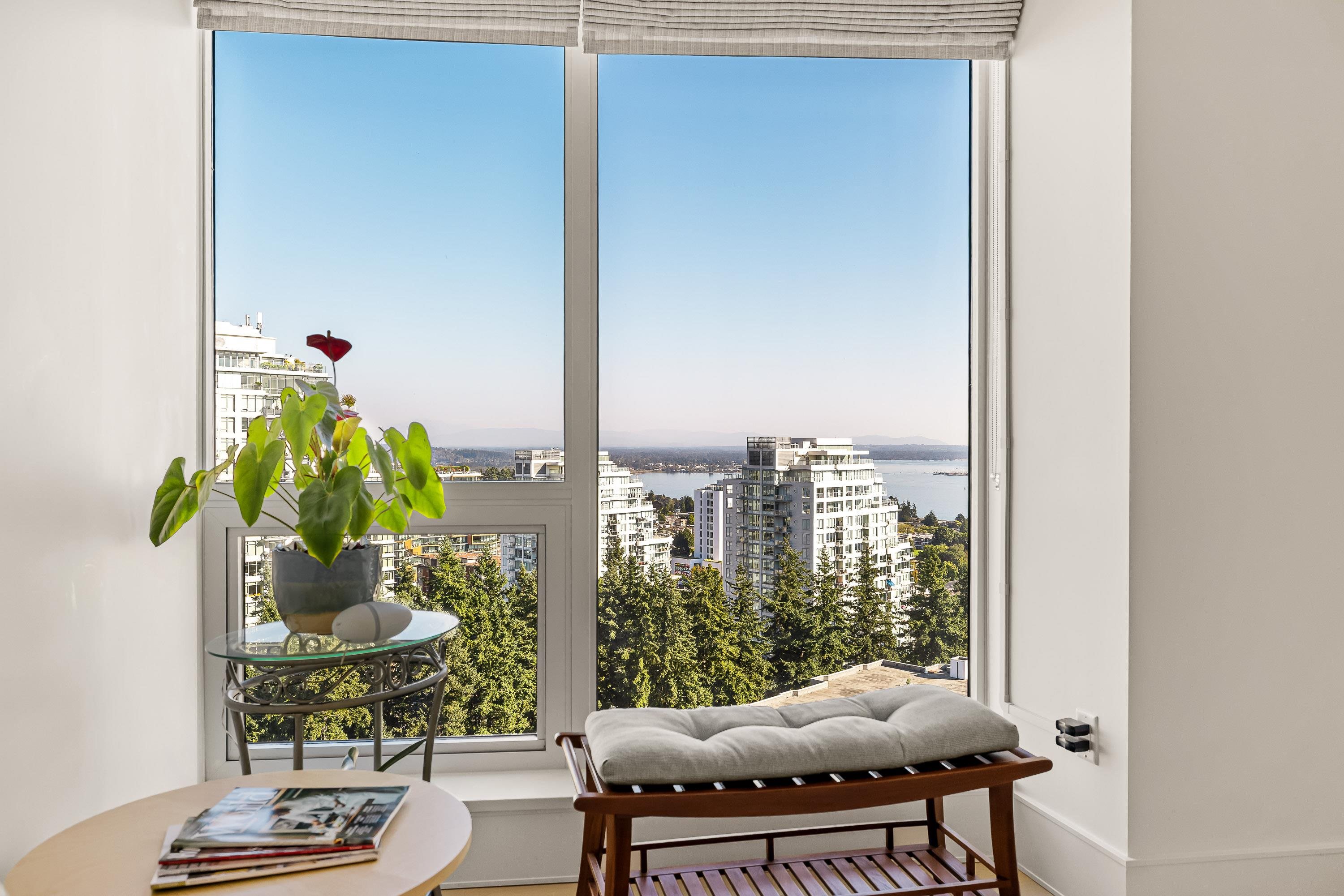 1804 1501 FOSTER STREET, White Rock Unit: 1804