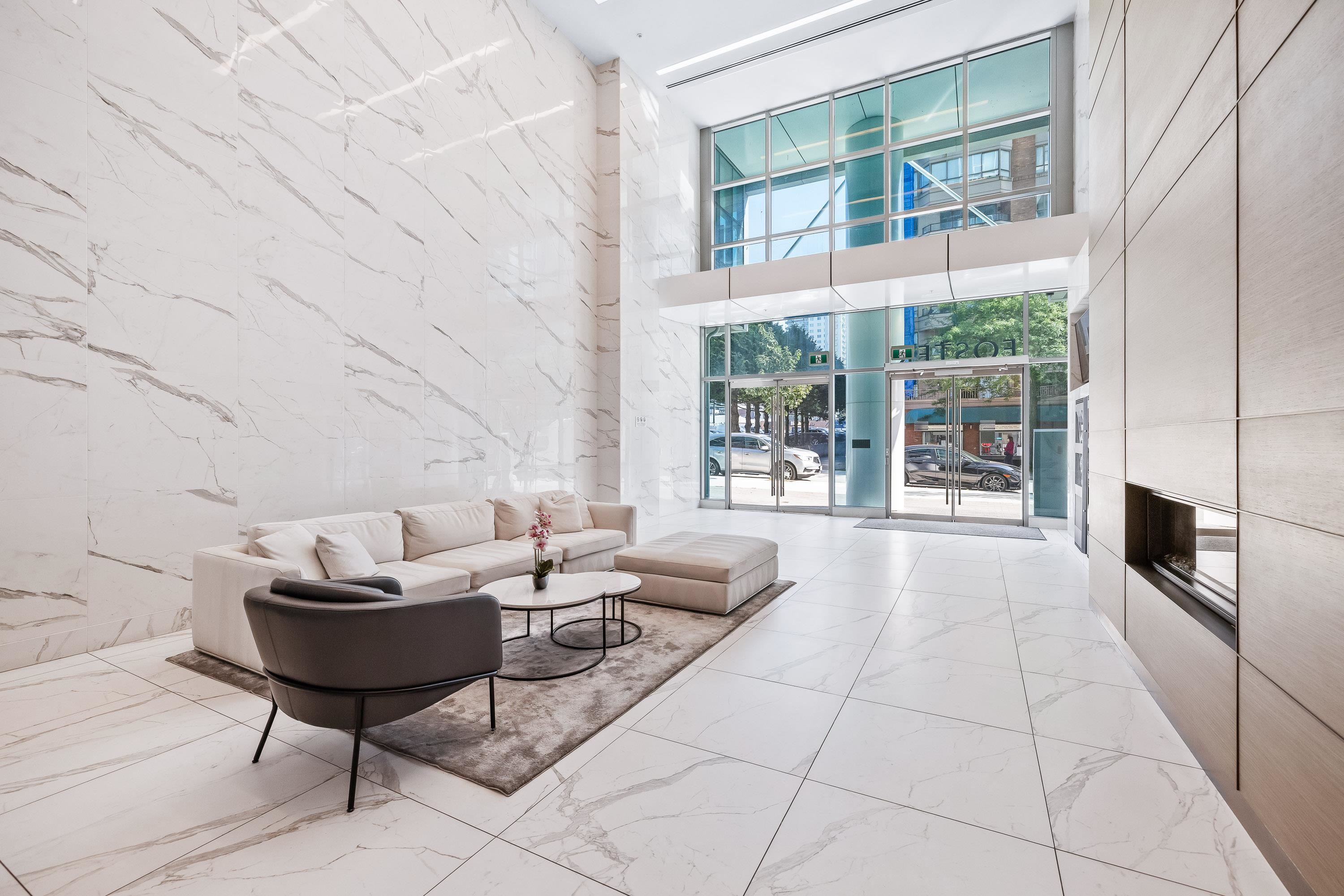 1804 1501 FOSTER STREET, White Rock Unit: 1804