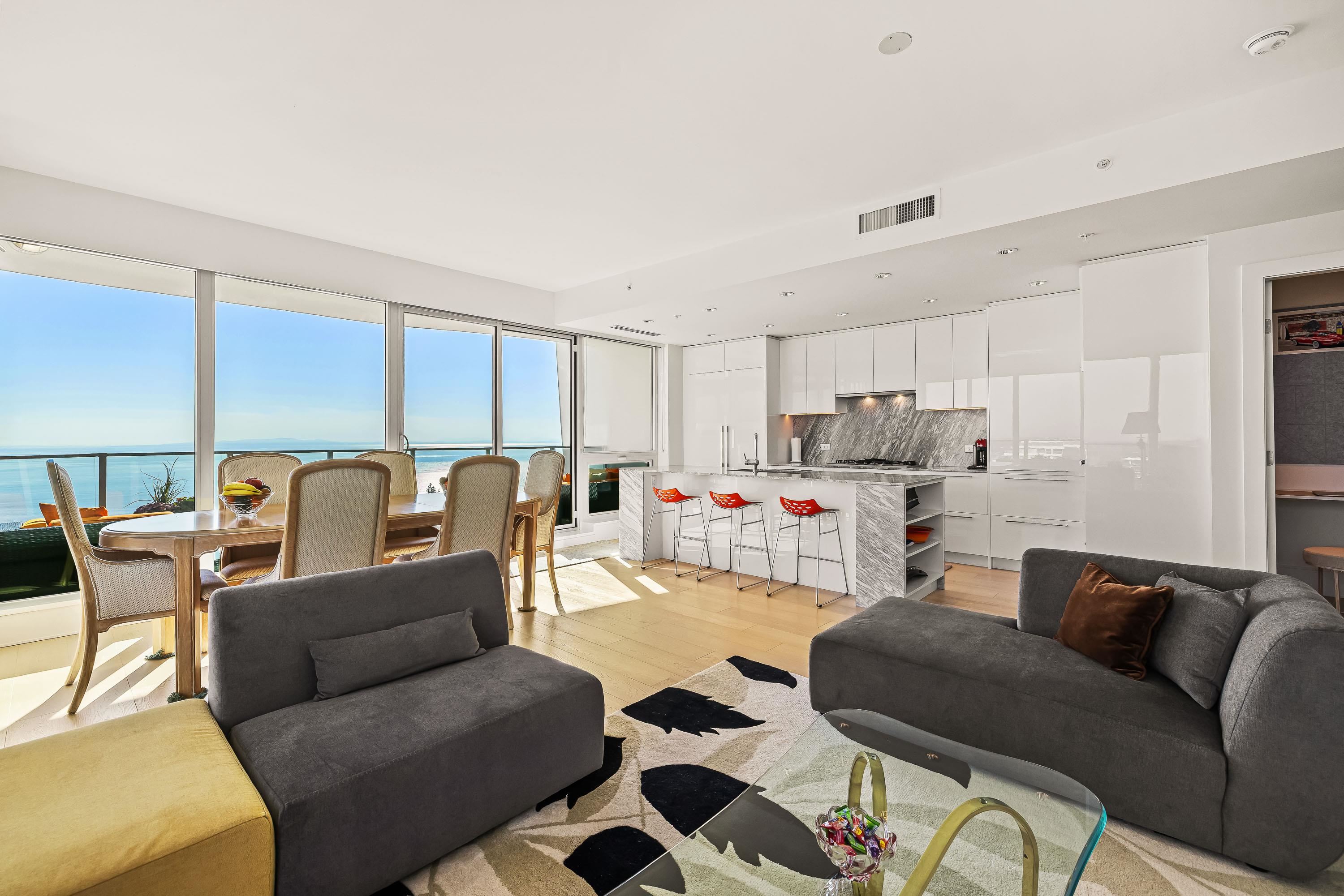 1804 1501 FOSTER STREET, White Rock Unit: 1804