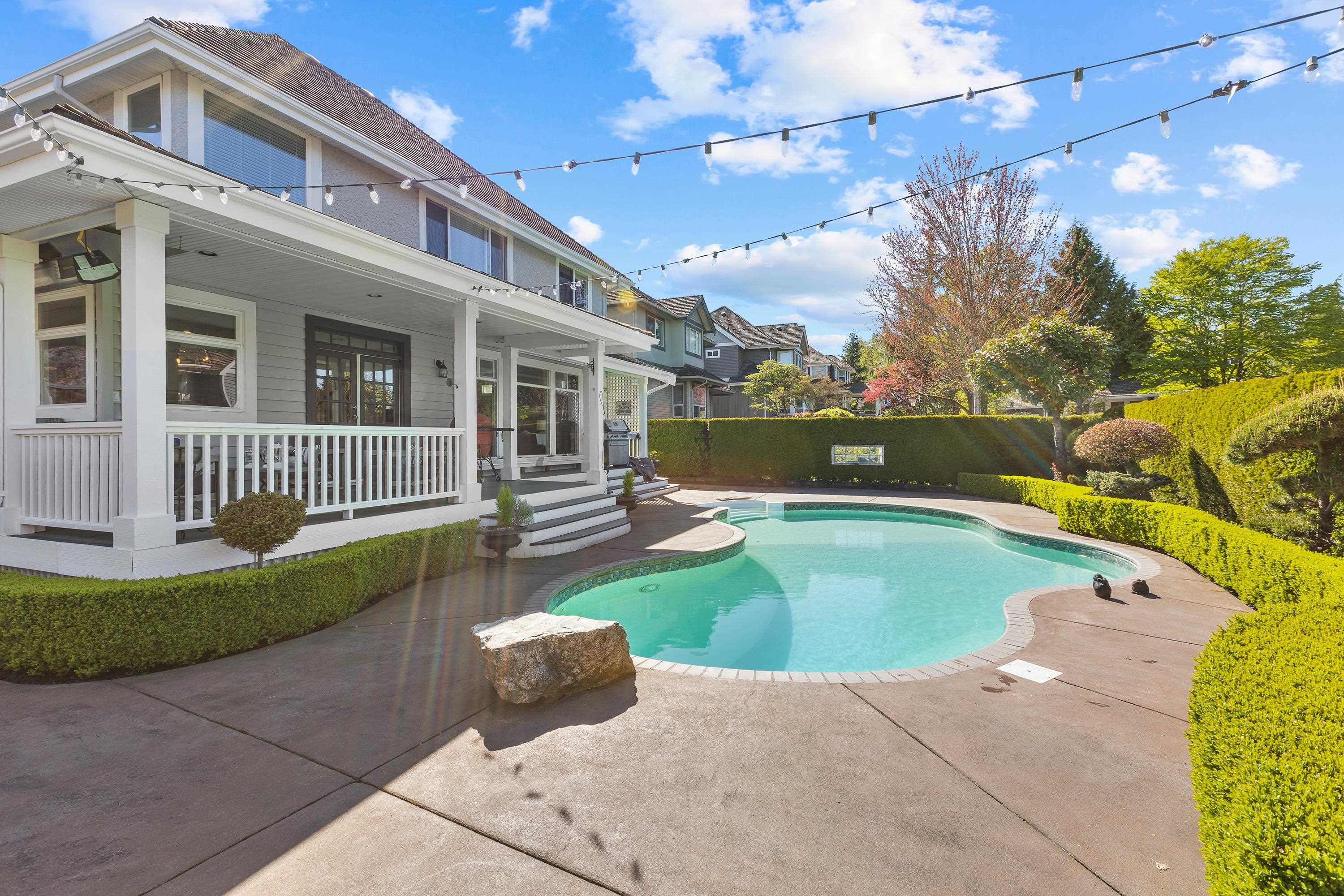 15675 36 AVE, Surrey