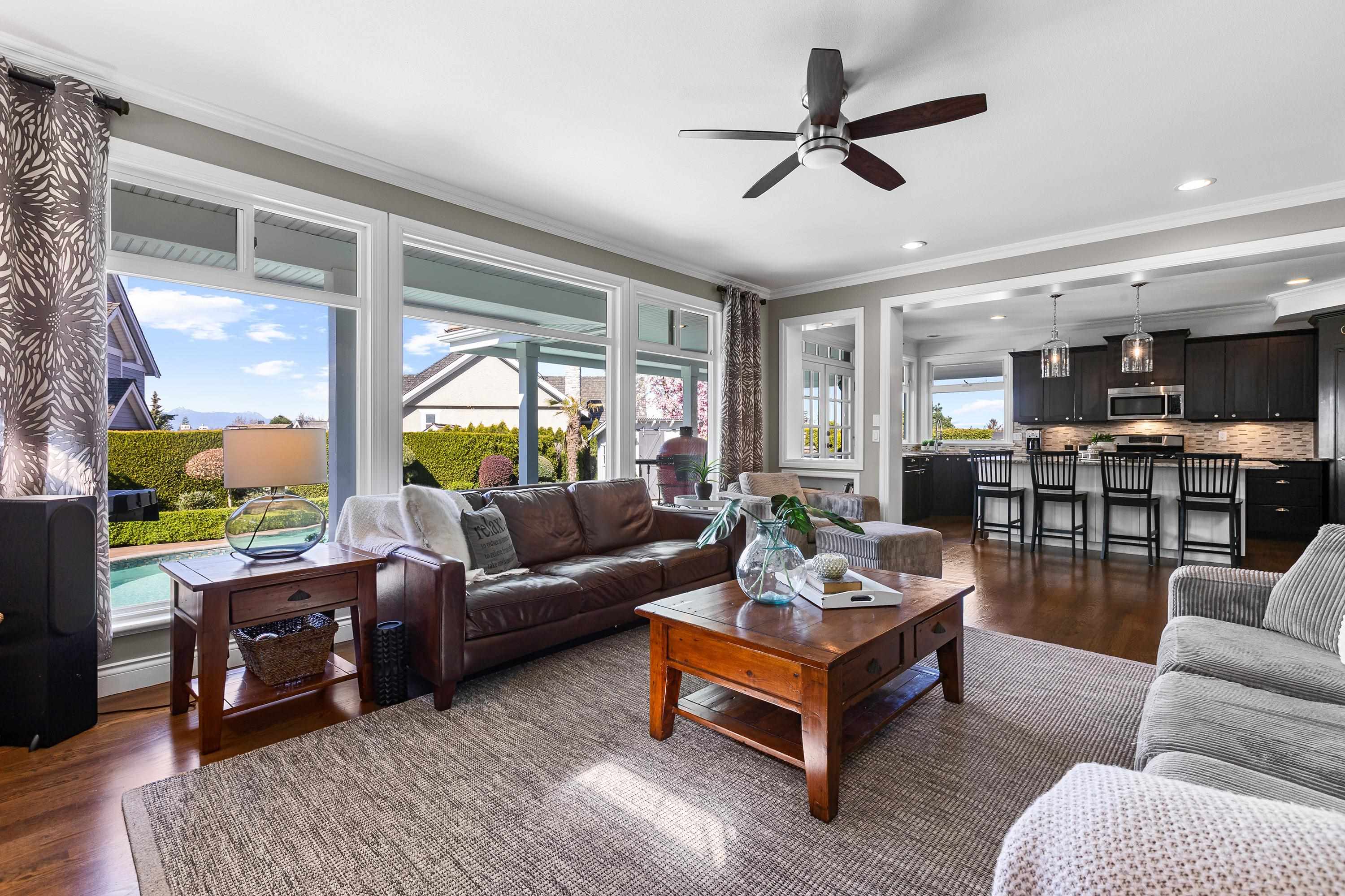 15675 36 AVE, Surrey