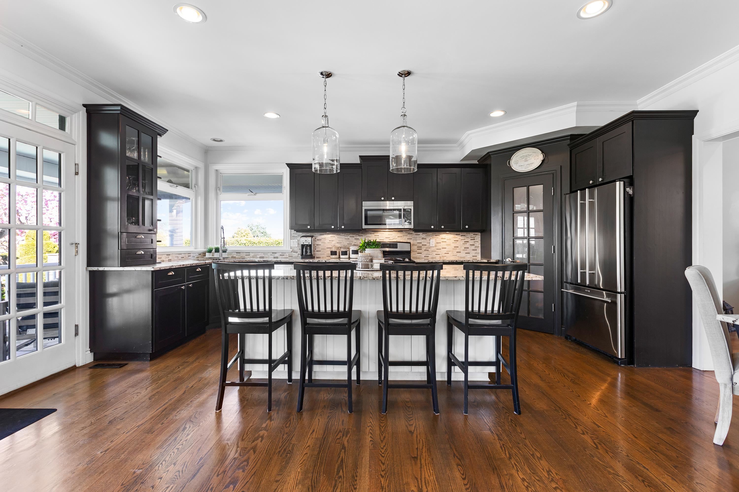 15675 36 AVE, Surrey