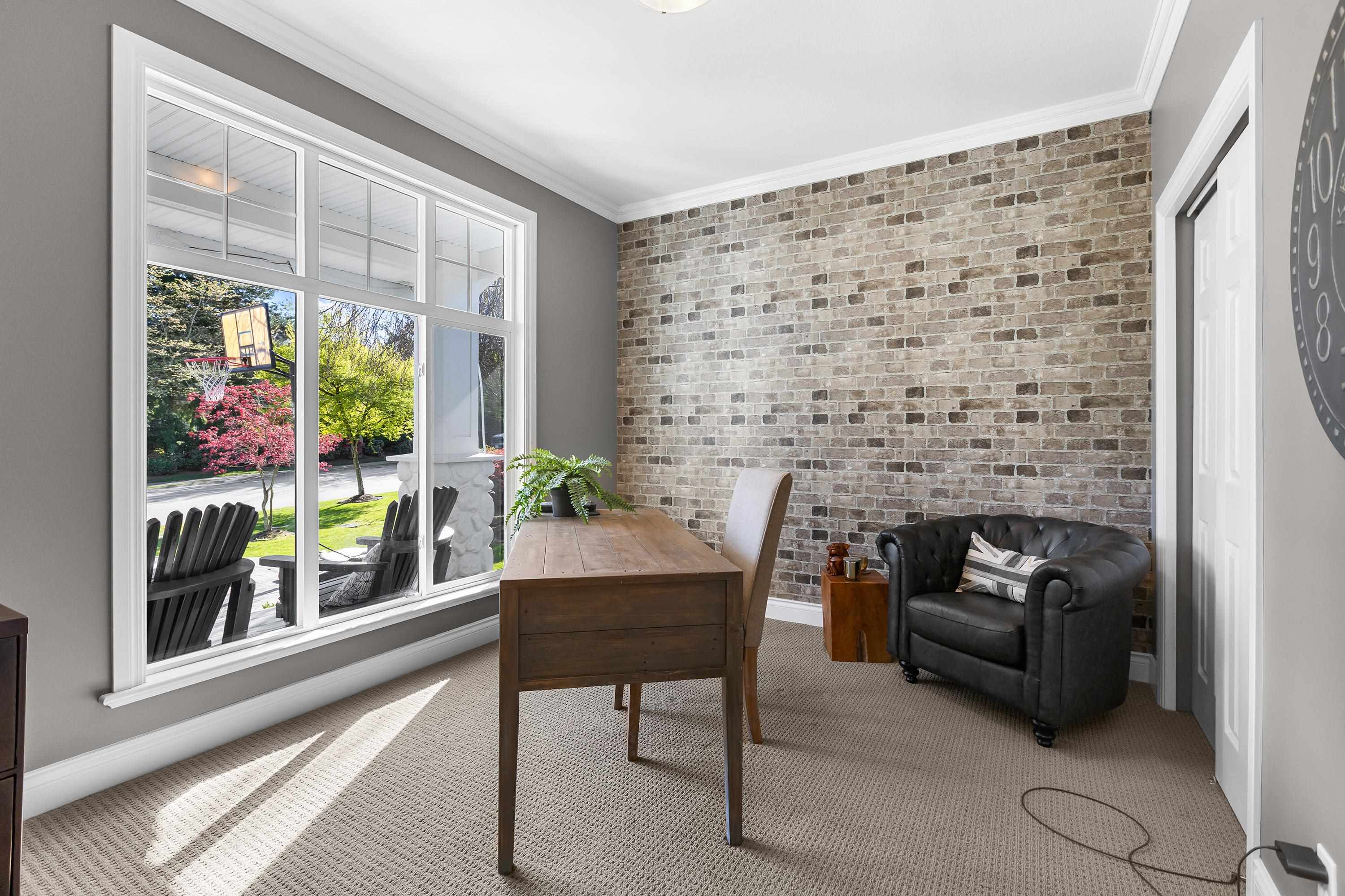 15675 36 AVE, Surrey