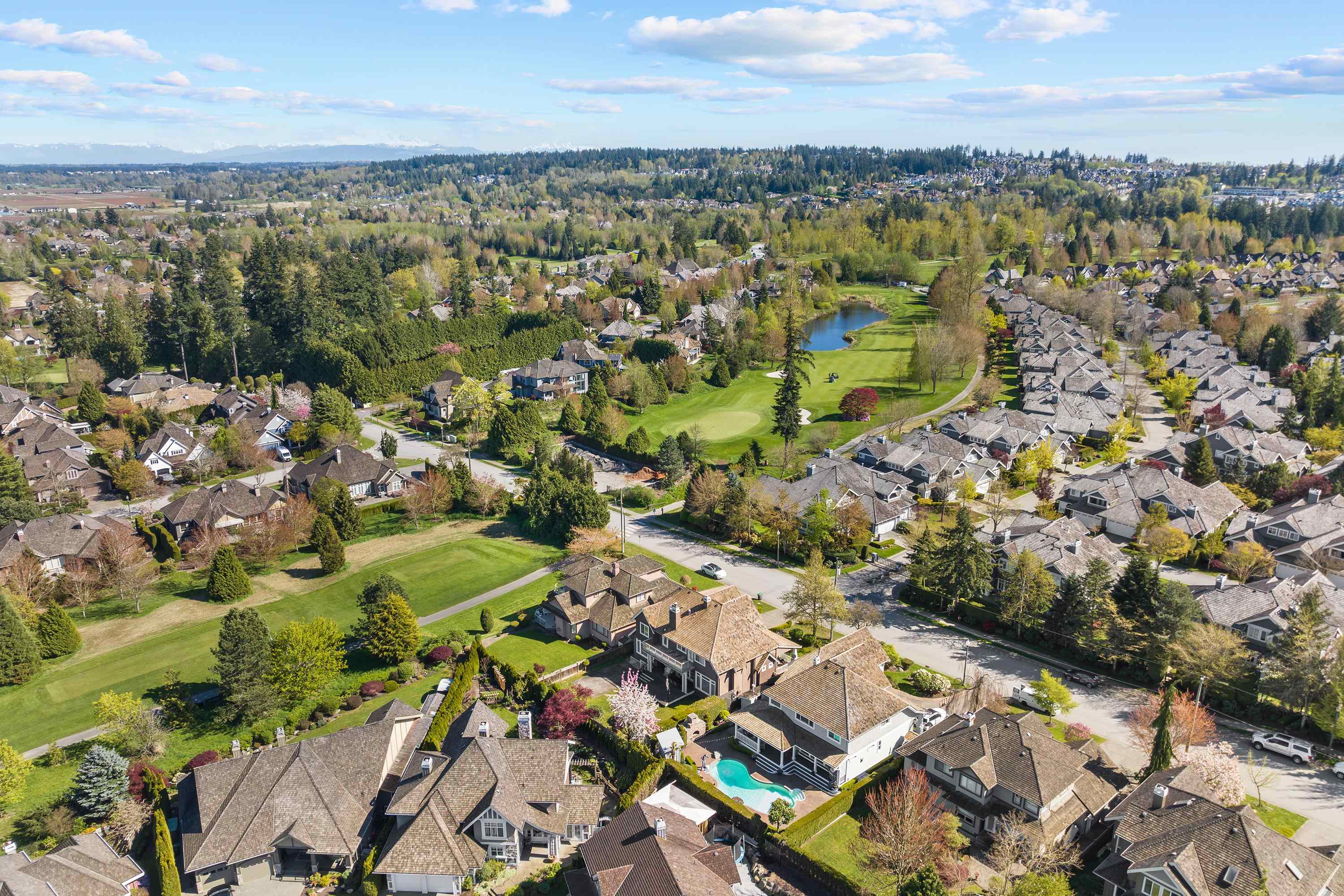 15675 36 AVE, Surrey