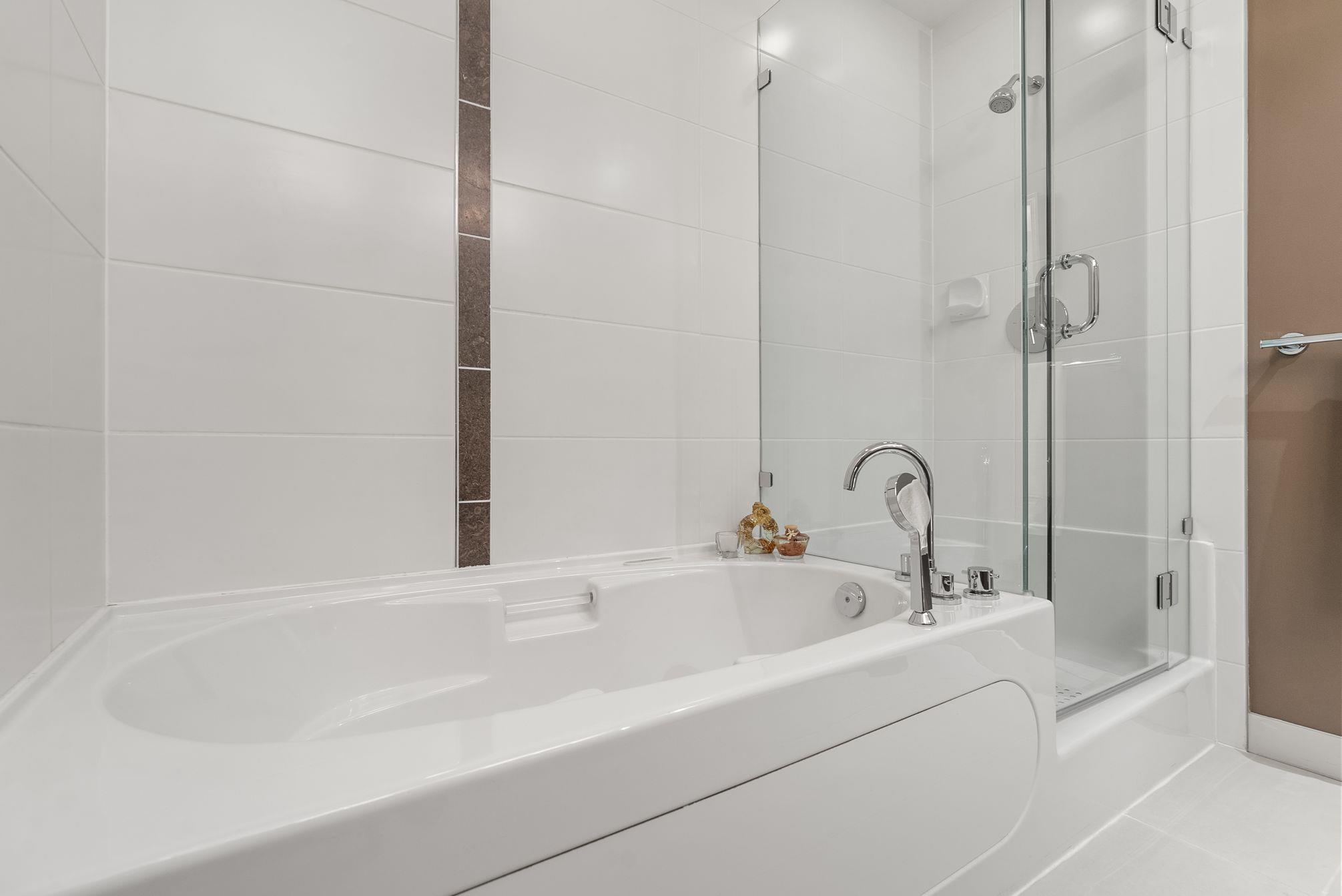 57 2603 162 ST, Surrey Unit: 57