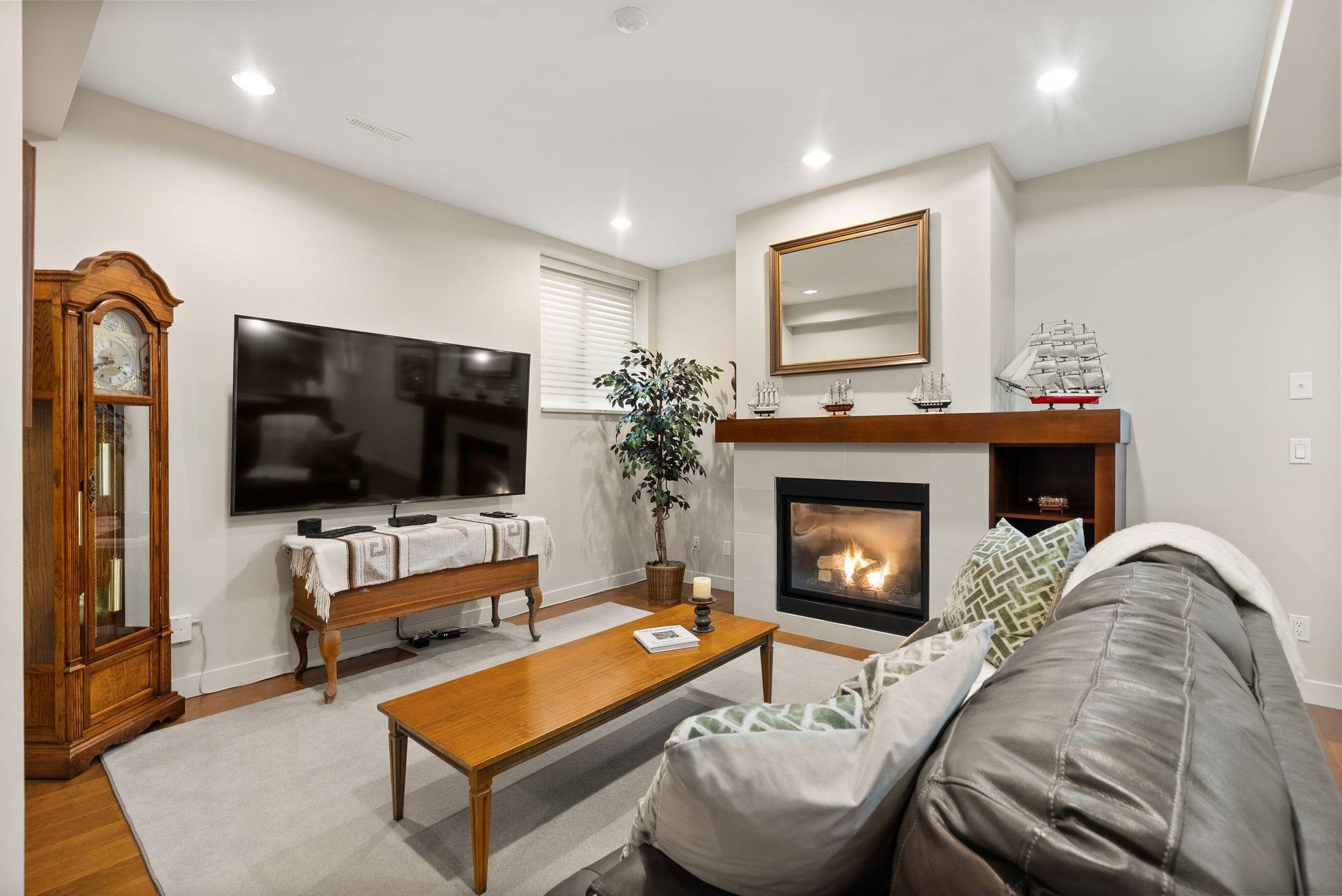 57 2603 162 ST, Surrey Unit: 57