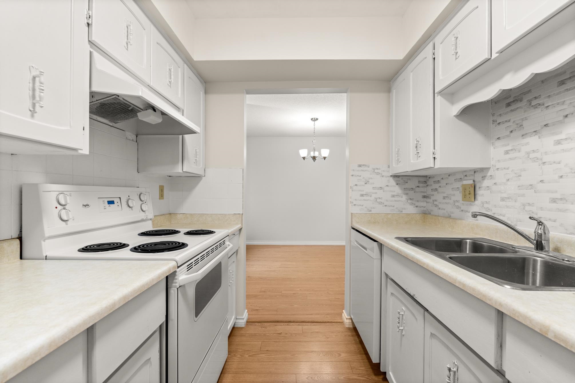 205 1531 MERKLIN ST, White Rock Unit: 205