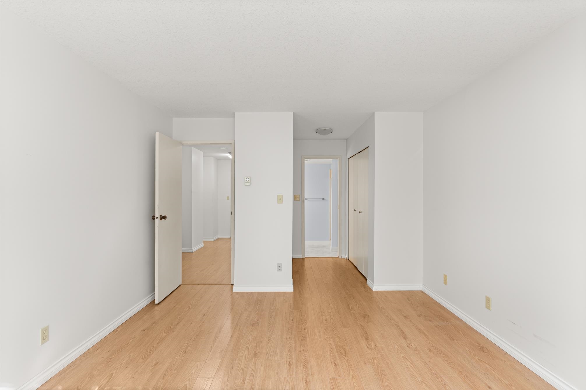 205 1531 MERKLIN ST, White Rock Unit: 205