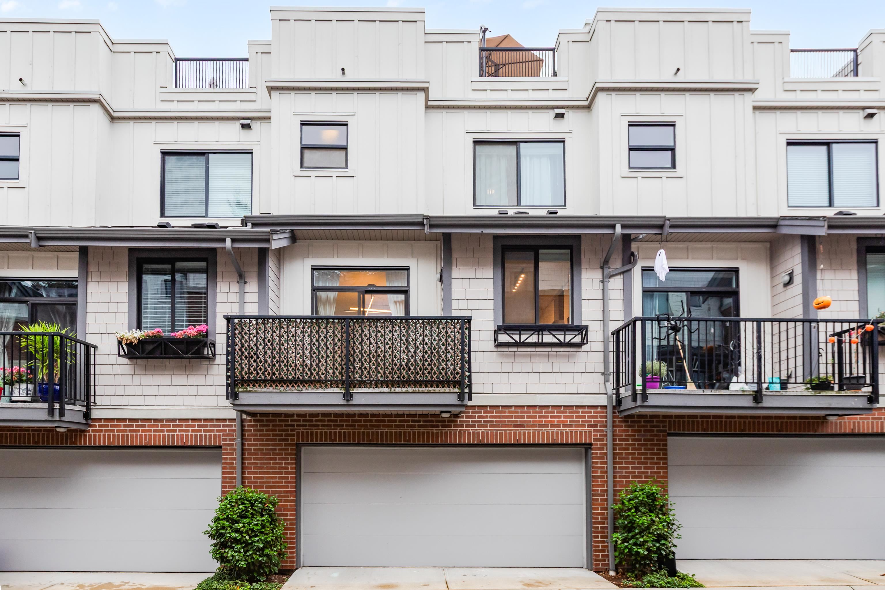 14 2999 151 ST, Surrey Unit: 14