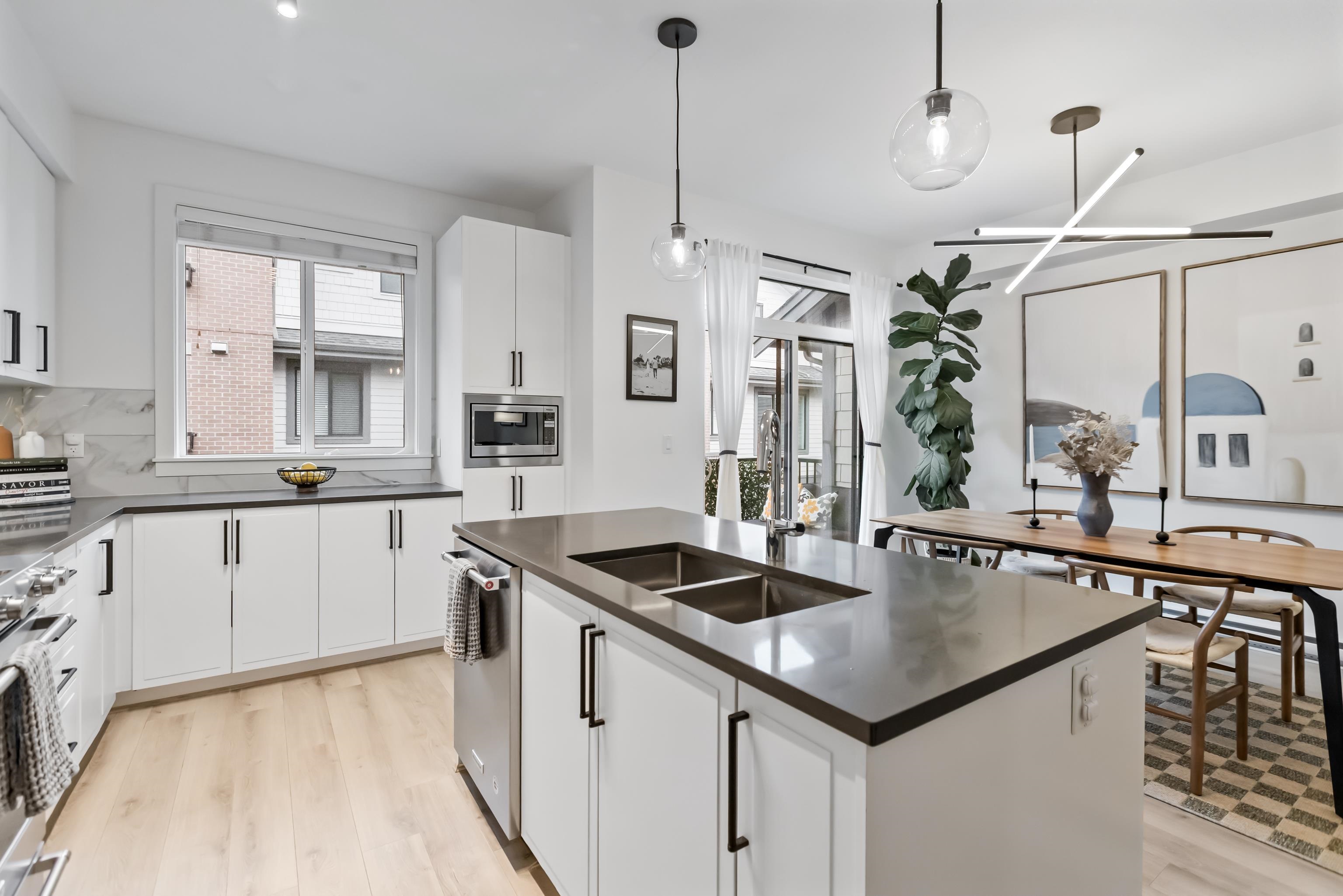 14 2999 151 ST, Surrey Unit: 14