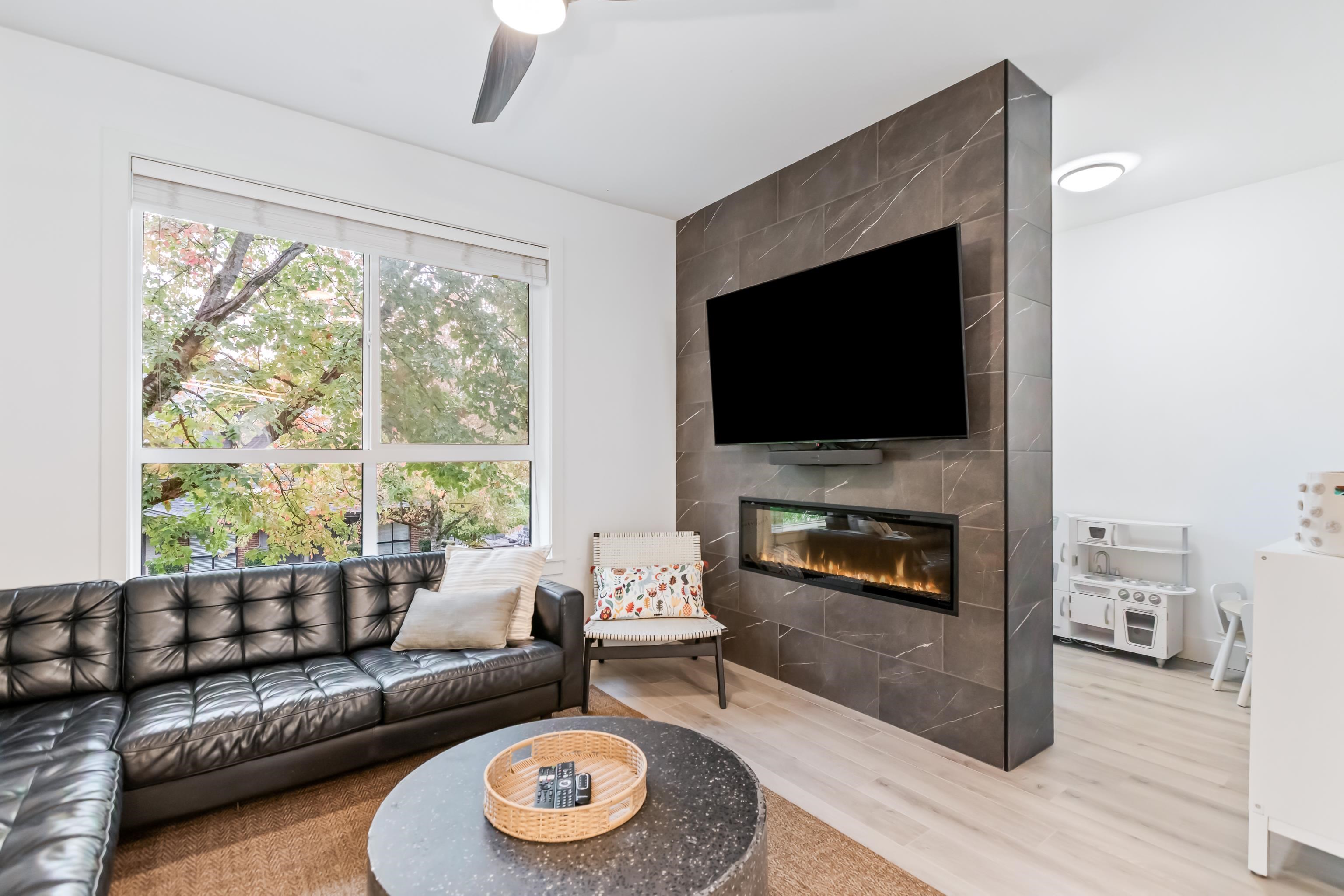 14 2999 151 ST, Surrey Unit: 14