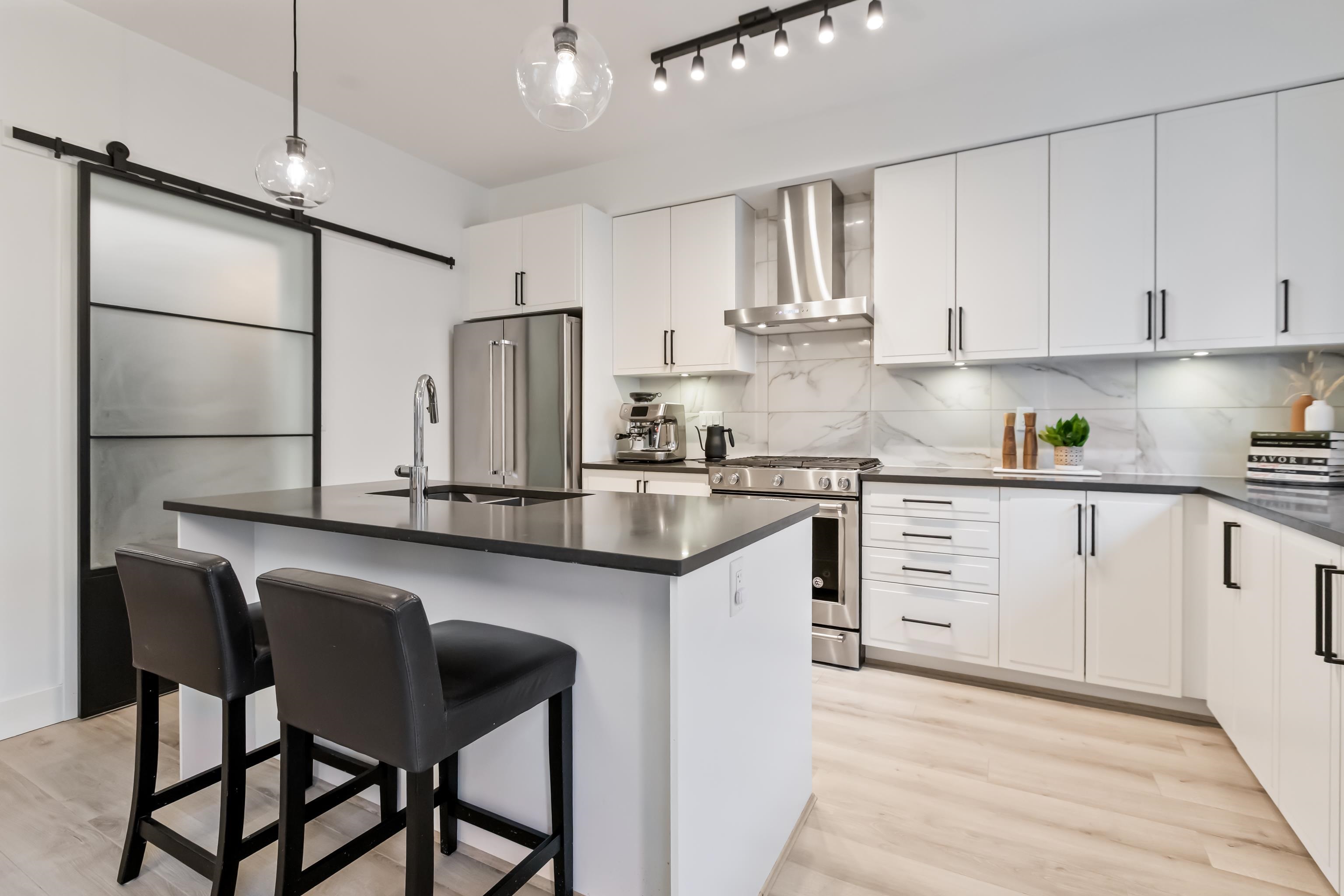 14 2999 151 ST, Surrey Unit: 14