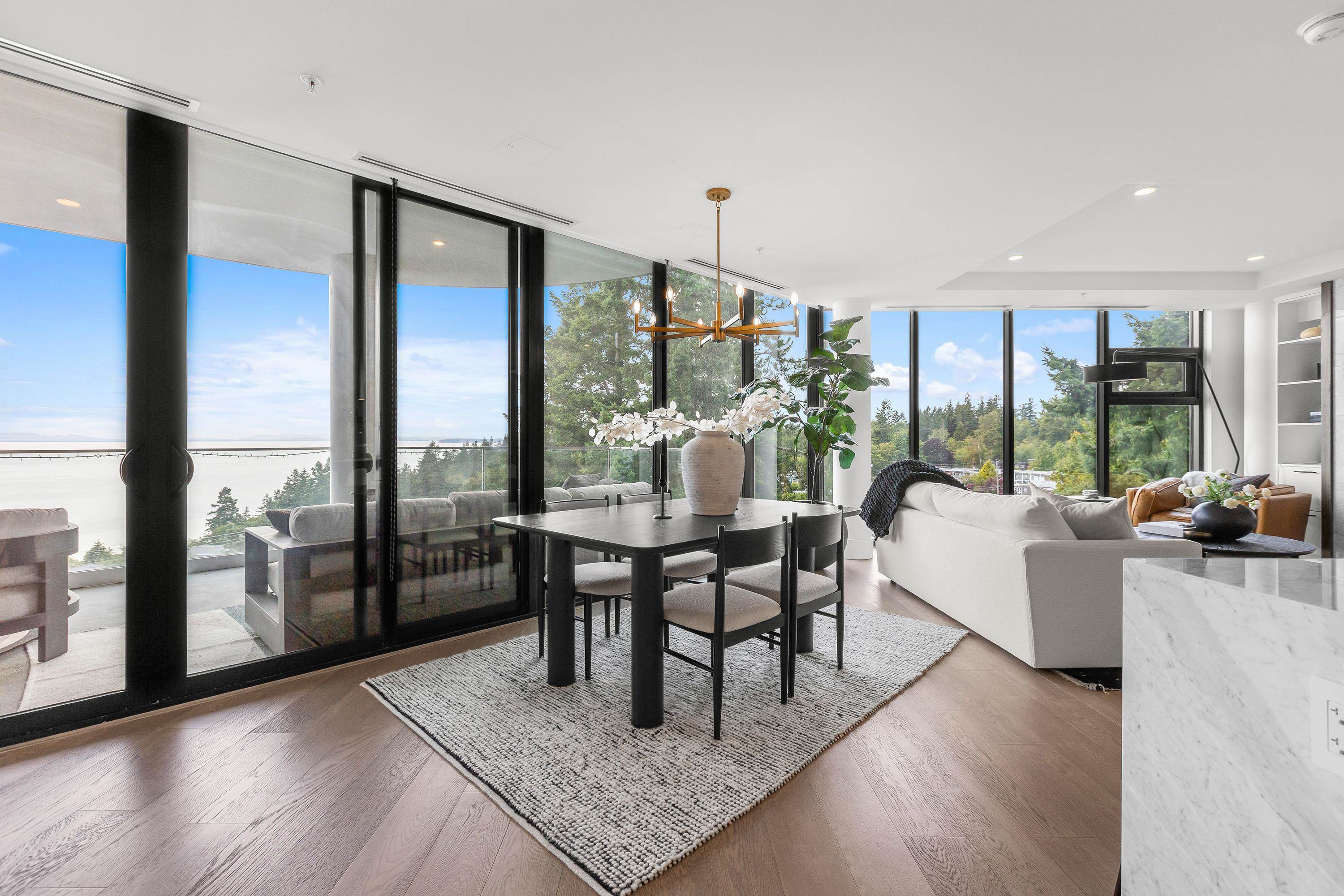 602 14825 THRIFT AVE Unit: 602