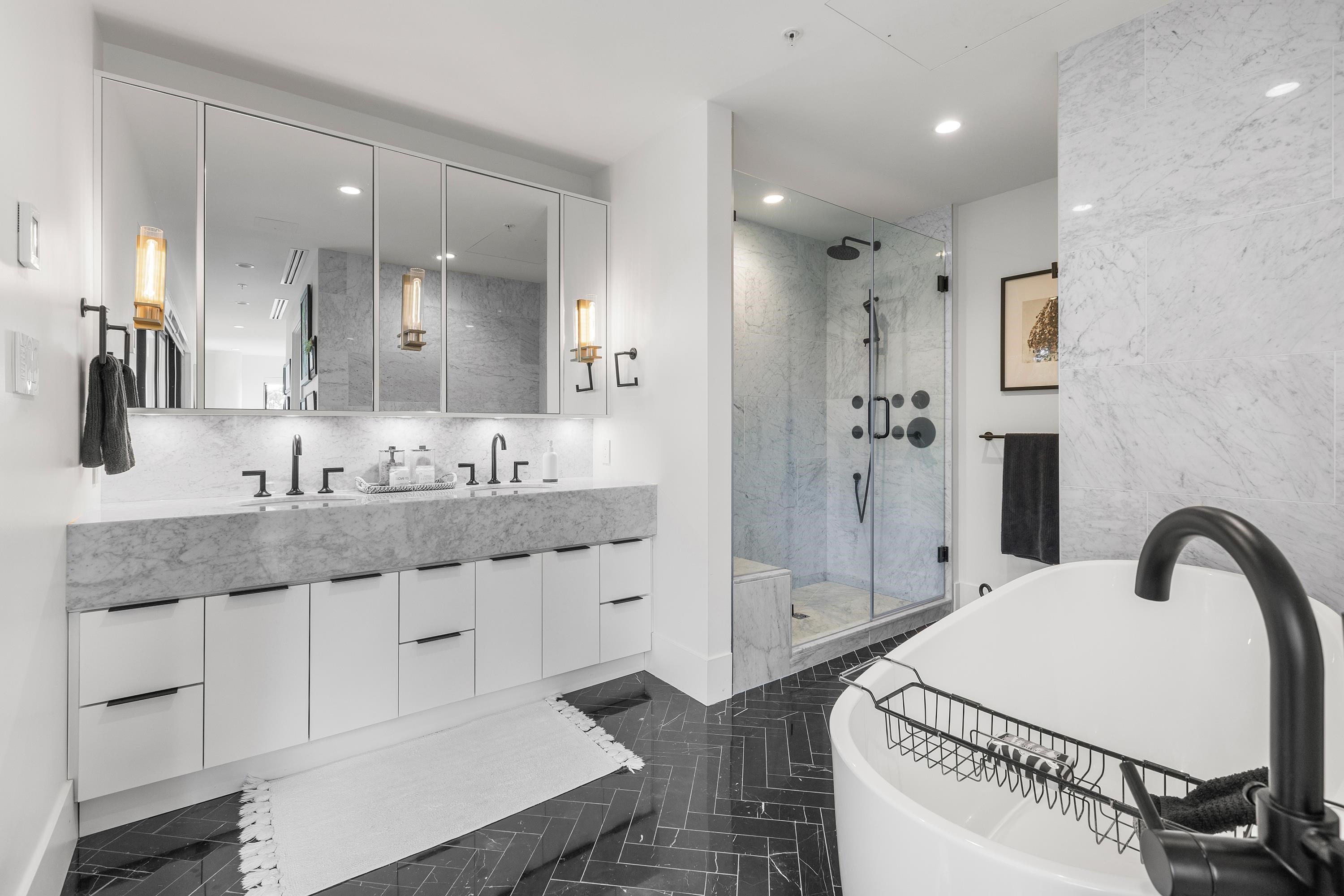 602 14825 THRIFT AVE Unit: 602